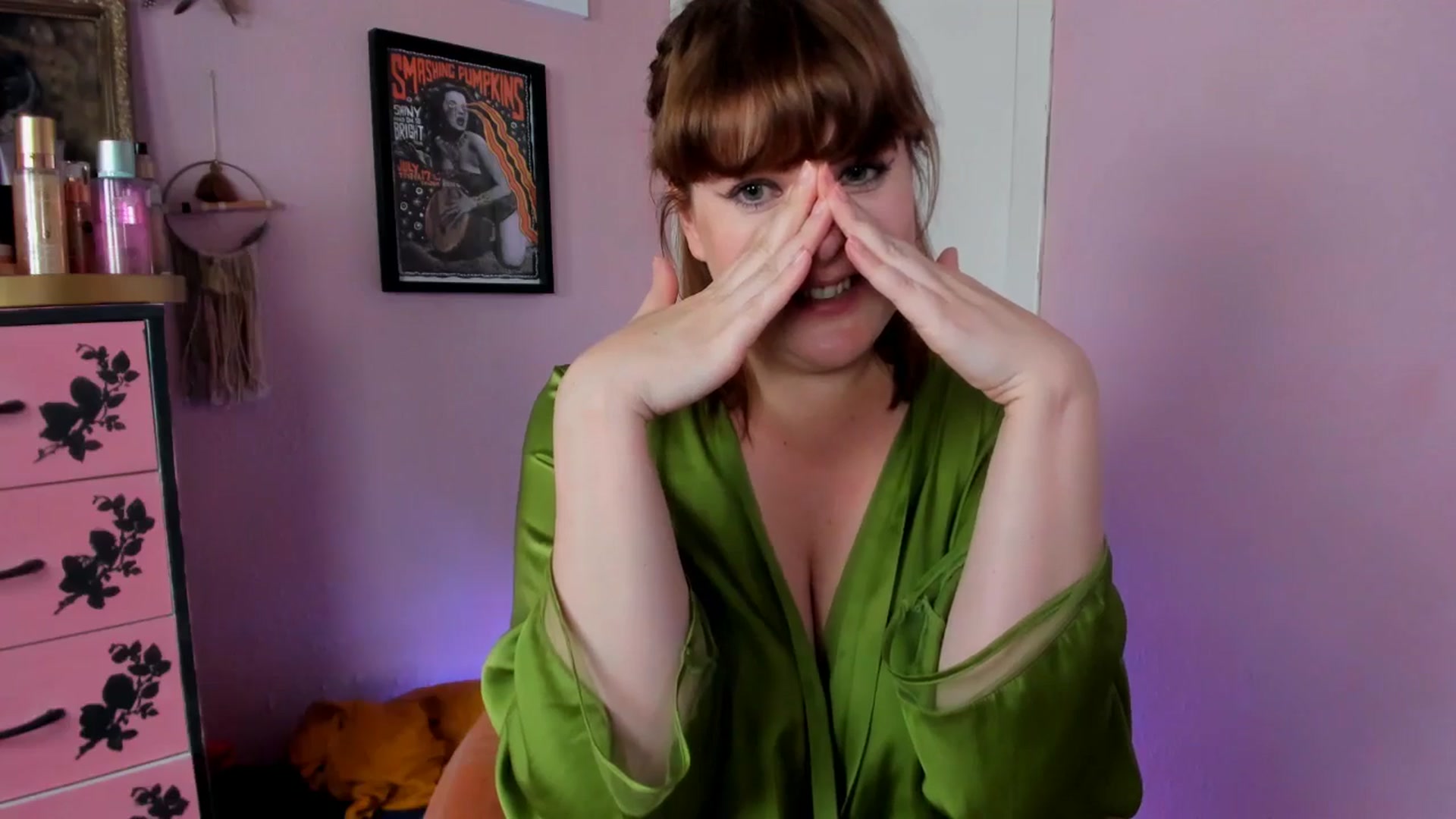 Gallery image thumbnail from MissMimiRose's myfreecams stream on, 06/16/2025, 22:30 image 20 of 20
