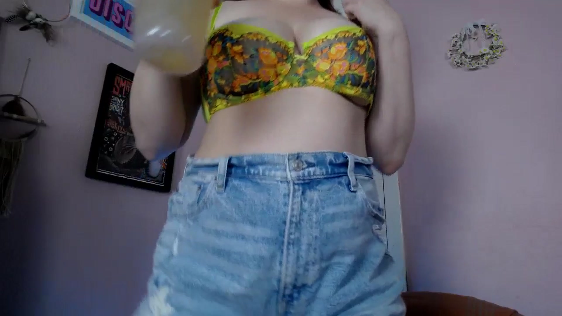 Gallery image thumbnail from MissMimiRose's myfreecams stream on, 06/17/2025, 21:55 image 18 of 20