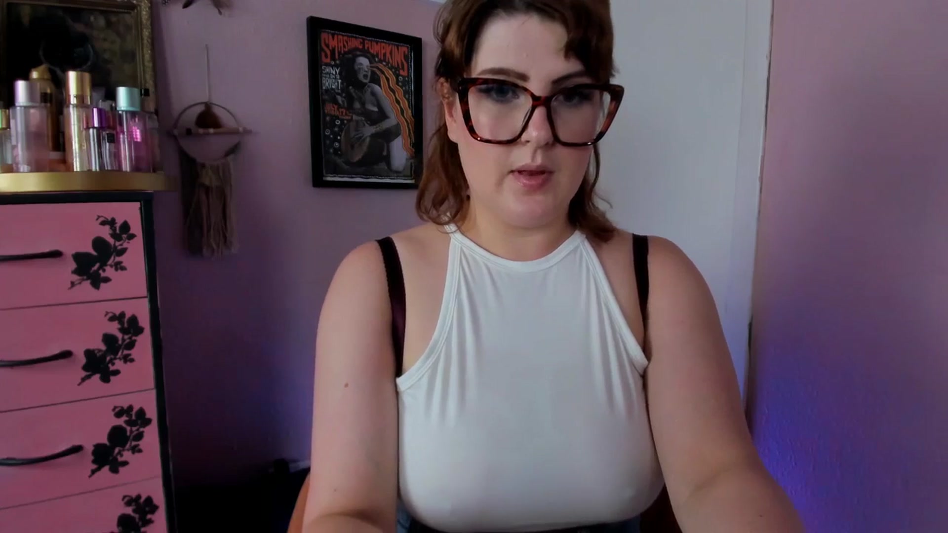 Gallery image thumbnail from MissMimiRose's myfreecams stream on, 06/21/2025, 13:38 image 8 of 20