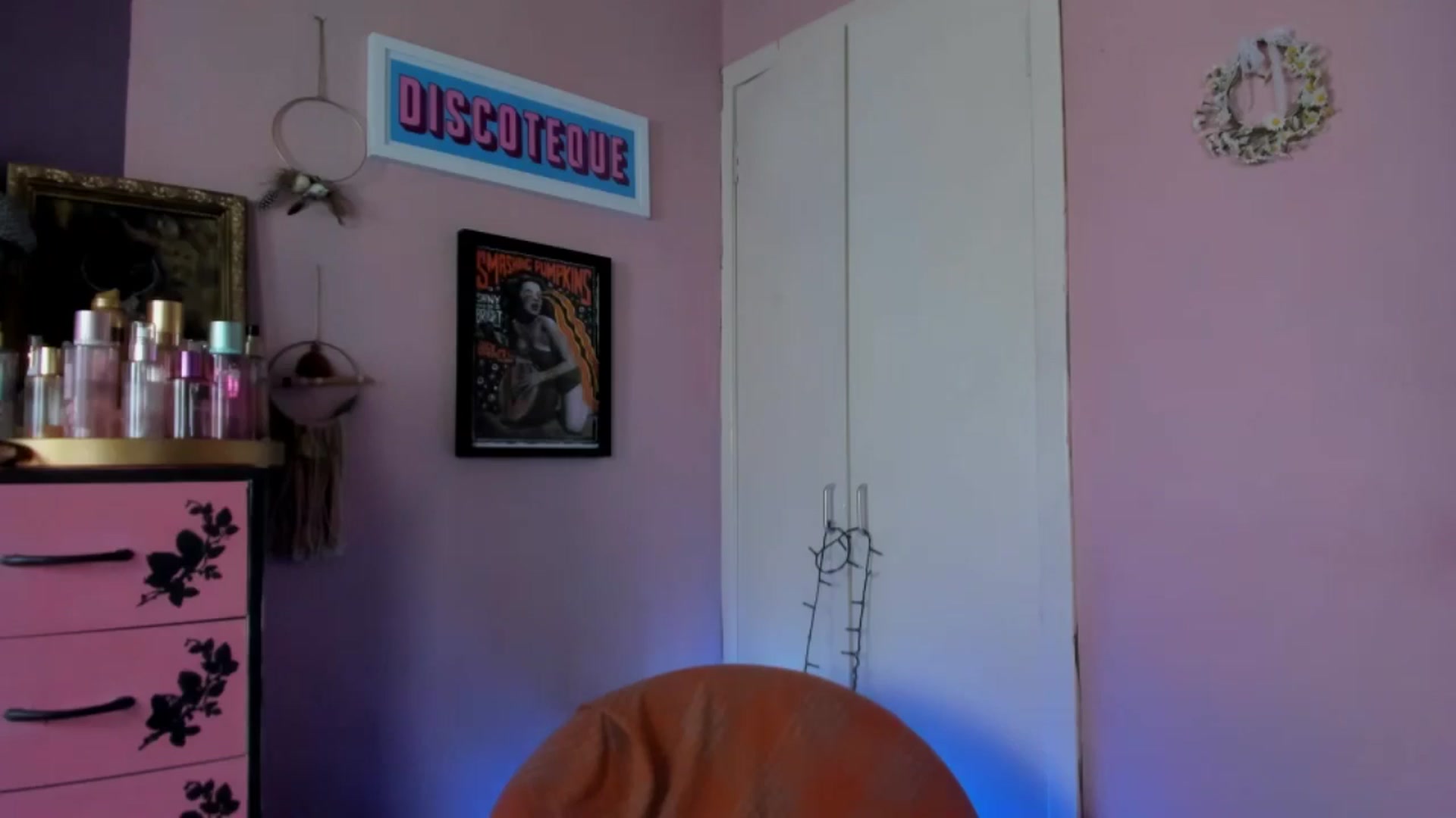 Gallery image thumbnail from MissMimiRose's myfreecams stream on, 06/22/2025, 13:50 image 20 of 20