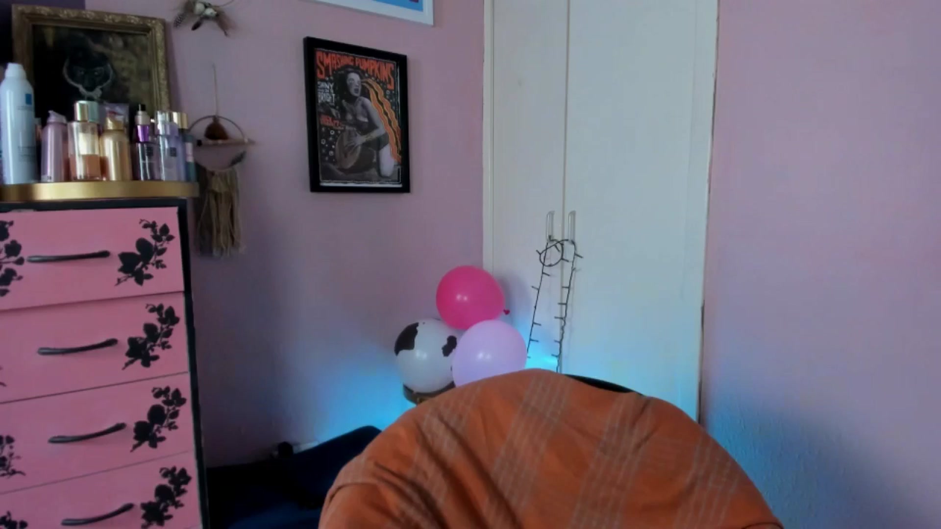 Gallery image thumbnail from MissMimiRose's myfreecams stream on, 06/29/2025, 15:04 image 14 of 20
