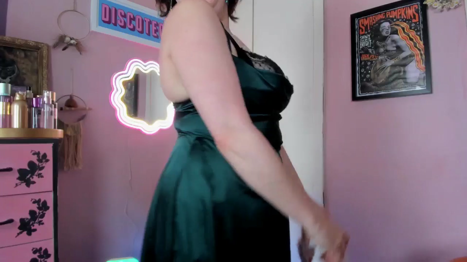 Gallery image thumbnail from MissMimiRose's myfreecams stream on, 06/30/2025, 21:28 image 9 of 20