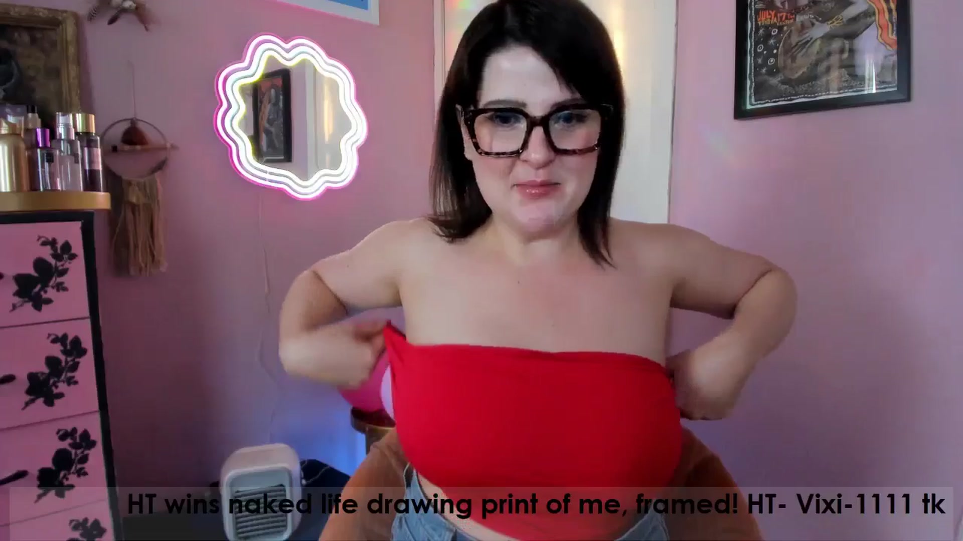 Gallery image thumbnail from MissMimiRose's myfreecams stream on, 07/02/2025, 21:05 image 10 of 20