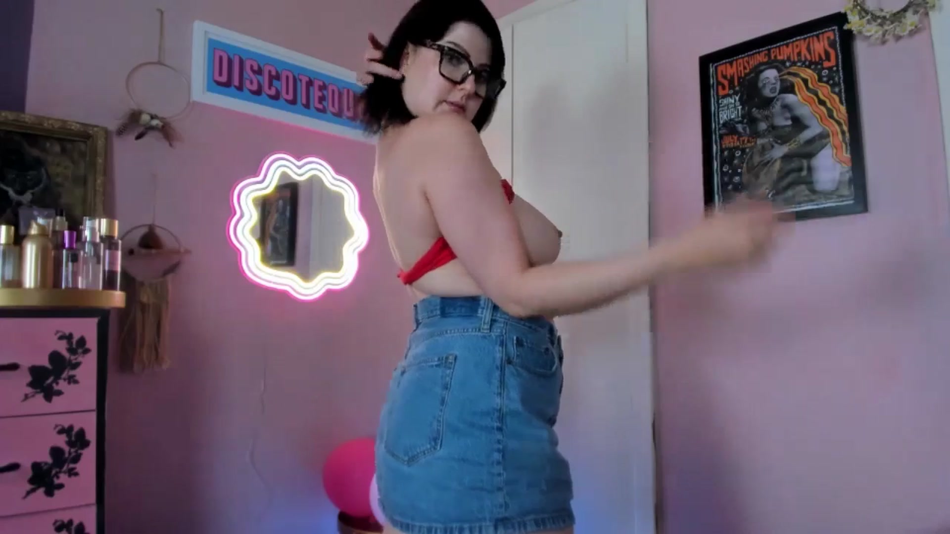 Gallery image thumbnail from MissMimiRose's myfreecams stream on, 07/02/2025, 21:54 image 3 of 20