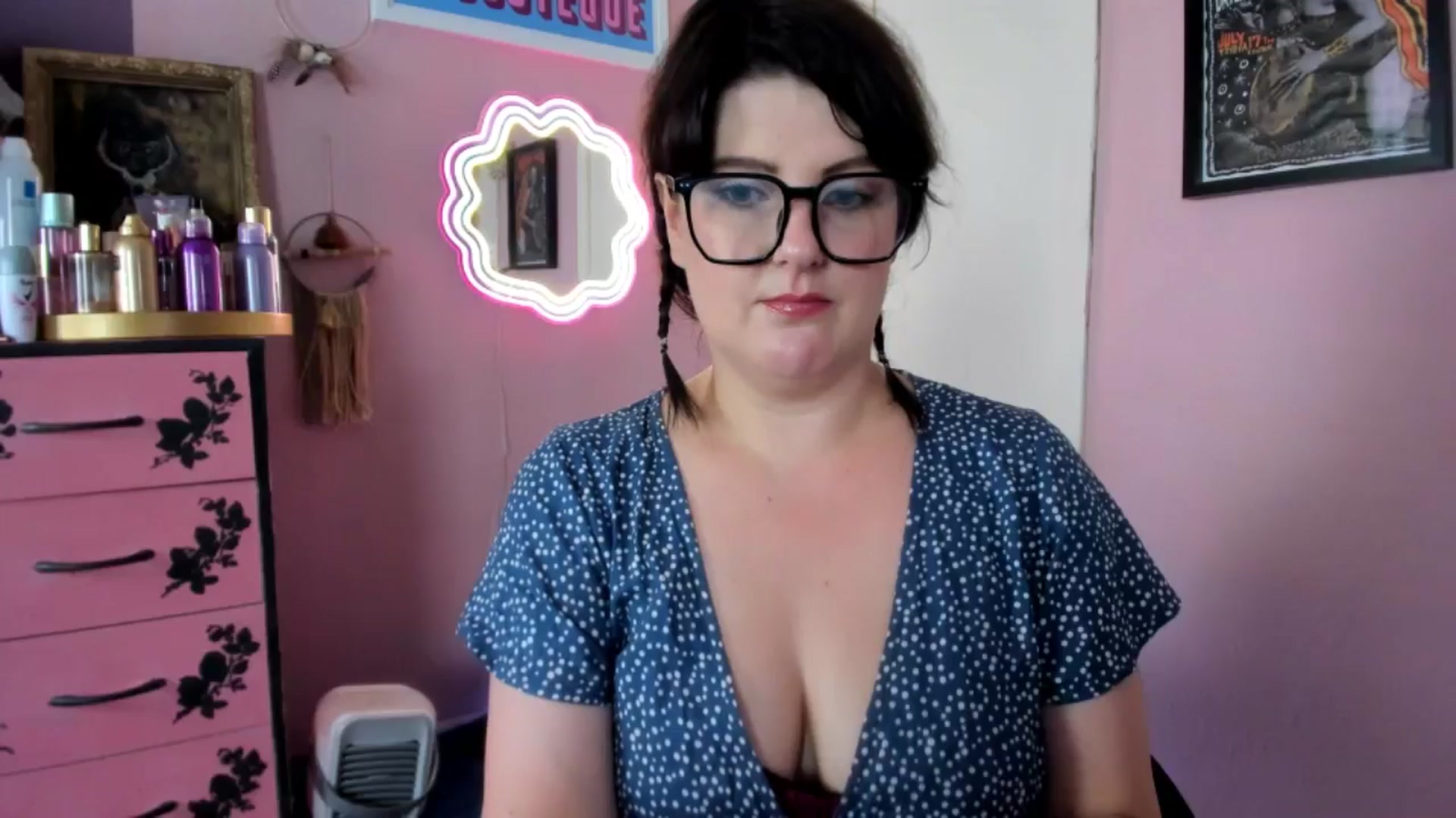 Gallery image thumbnail from MissMimiRose's myfreecams stream on, 07/12/2025, 12:03 image 16 of 20