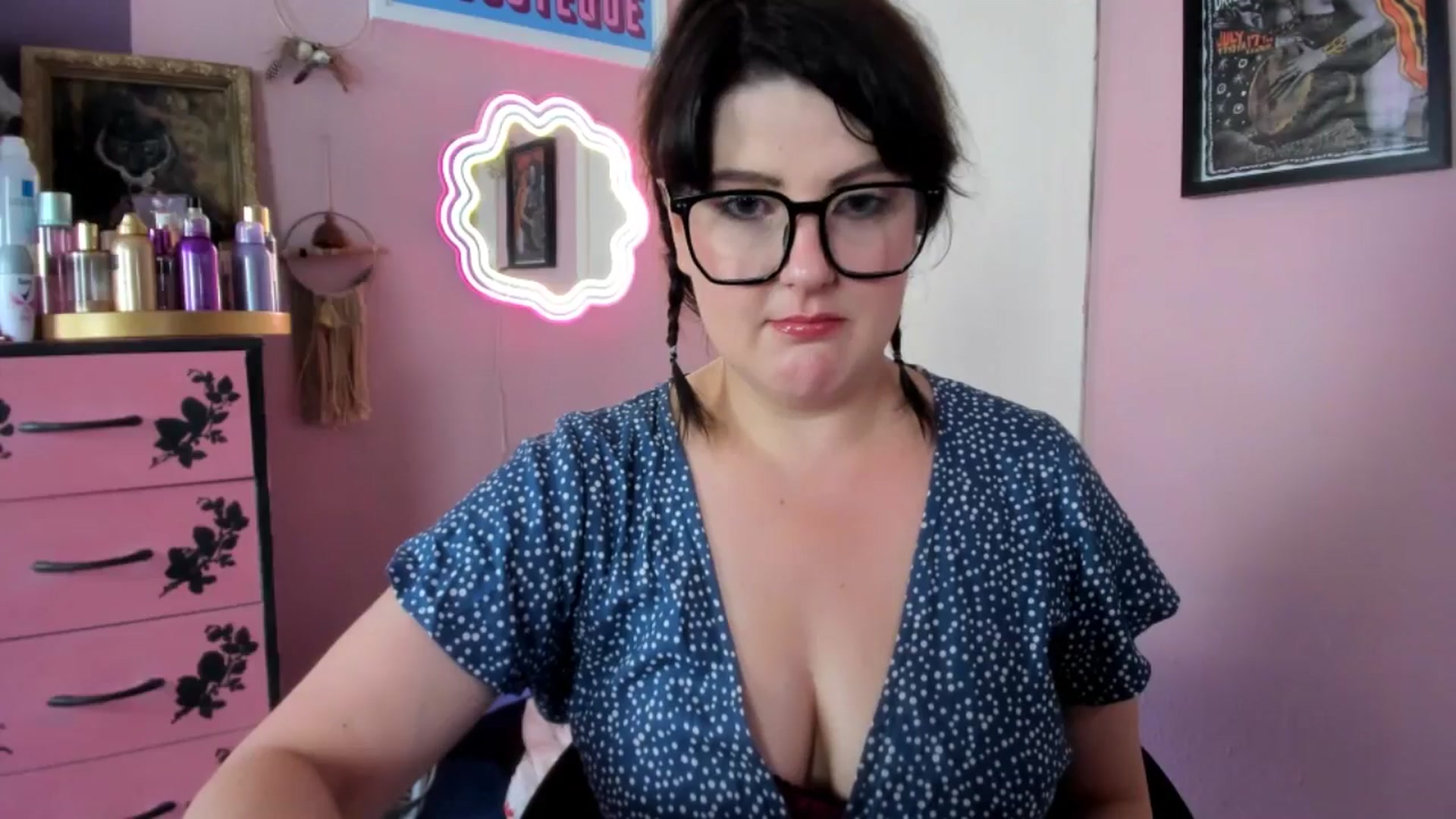 Gallery image thumbnail from MissMimiRose's myfreecams stream on, 07/12/2025, 12:03 image 15 of 20
