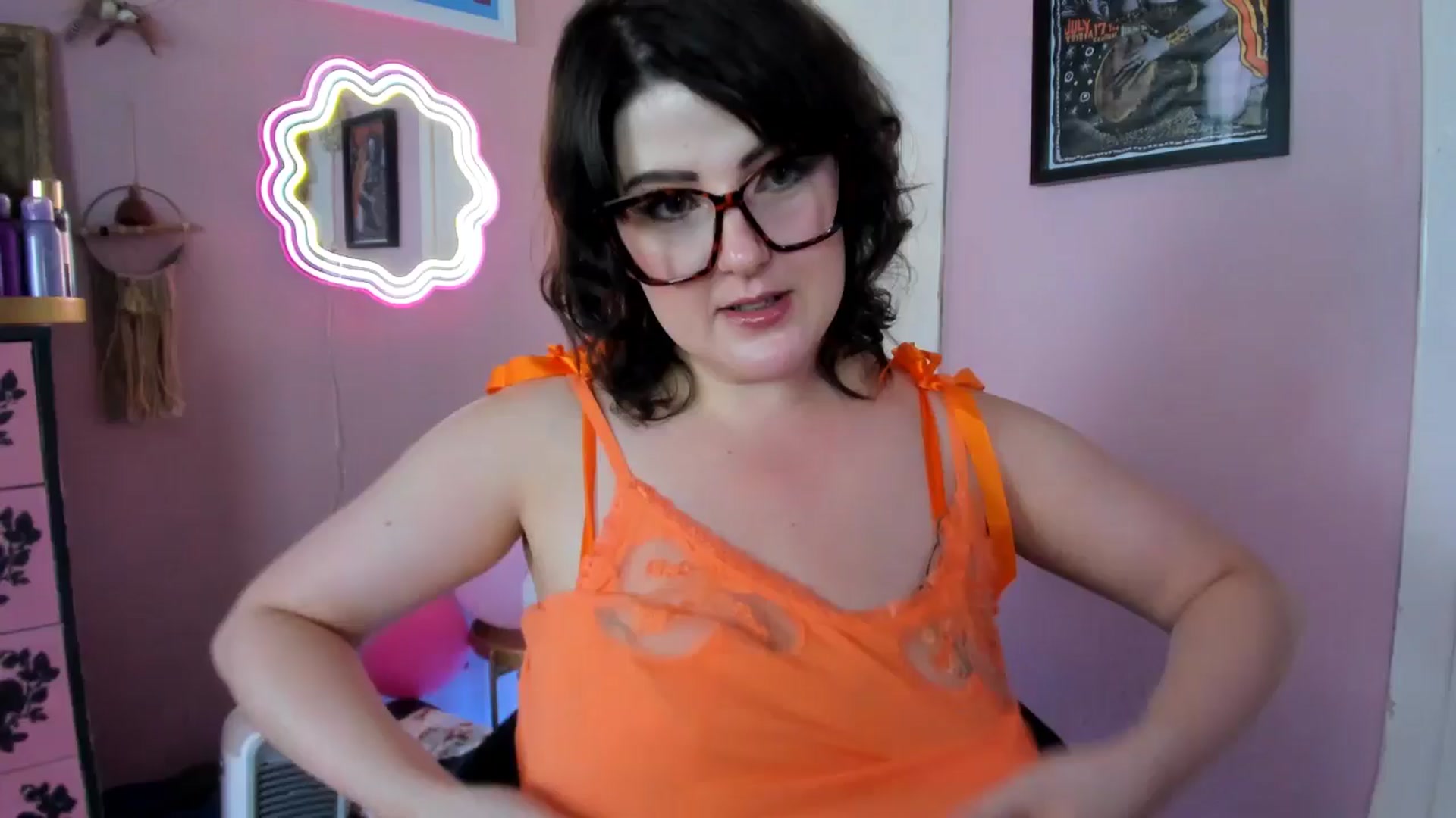 Gallery image thumbnail from MissMimiRose's myfreecams stream on, 07/14/2025, 14:52 image 1 of 20