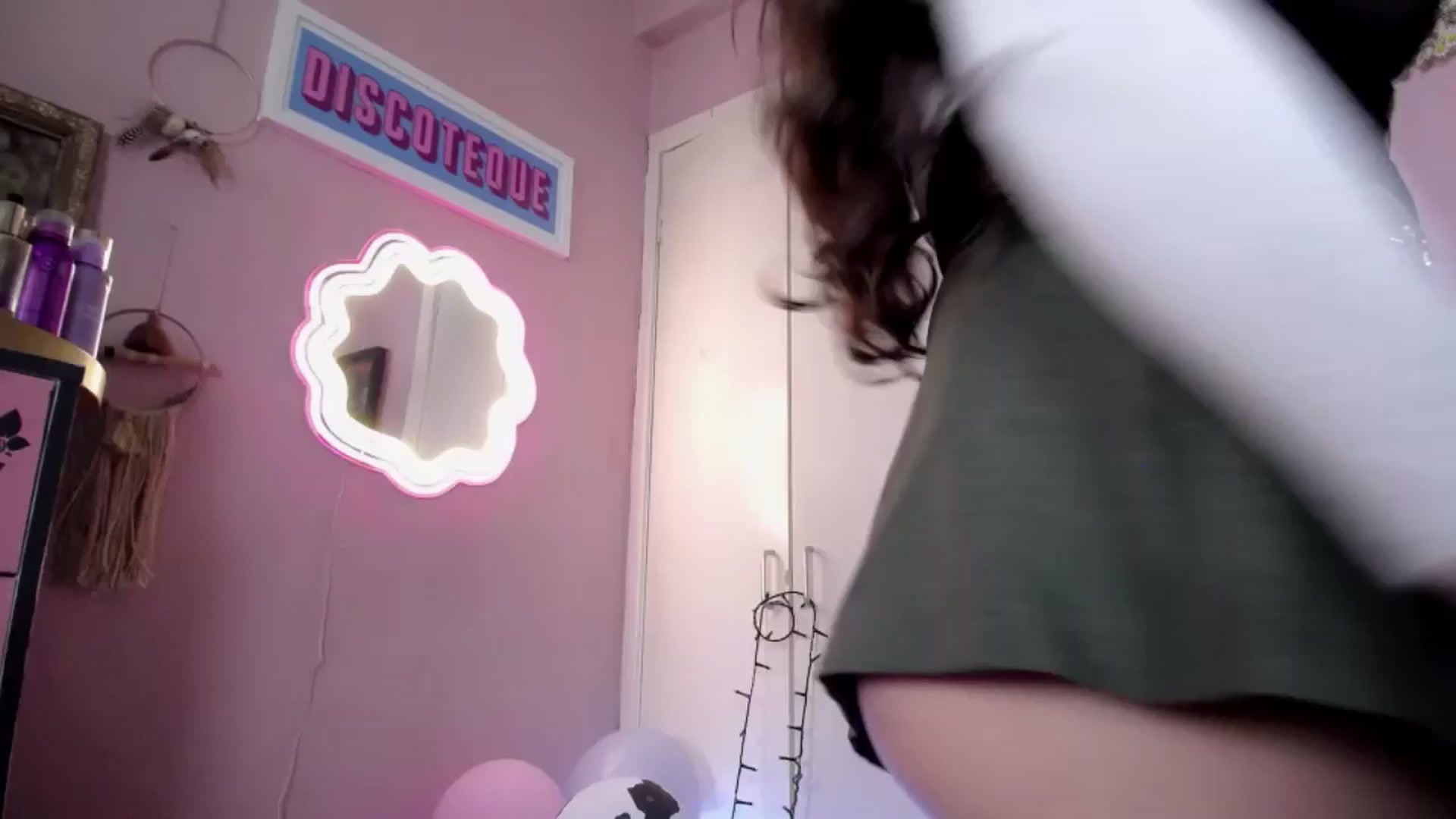 Gallery image thumbnail from MissMimiRose's myfreecams stream on, 07/18/2025, 22:08 image 8 of 20