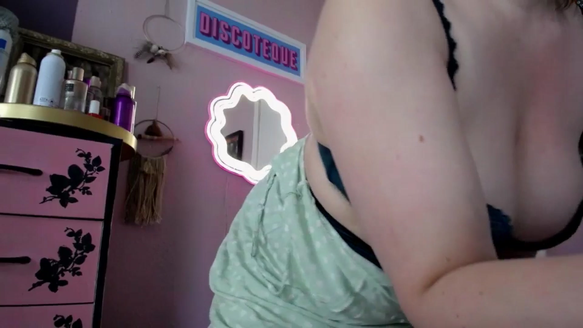 Gallery image thumbnail from MissMimiRose's myfreecams stream on, 07/26/2025, 14:39 image 11 of 20
