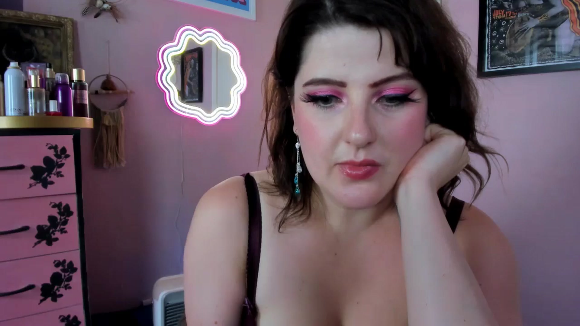 Gallery image thumbnail from MissMimiRose's myfreecams stream on, 07/27/2025, 15:34 image 7 of 20