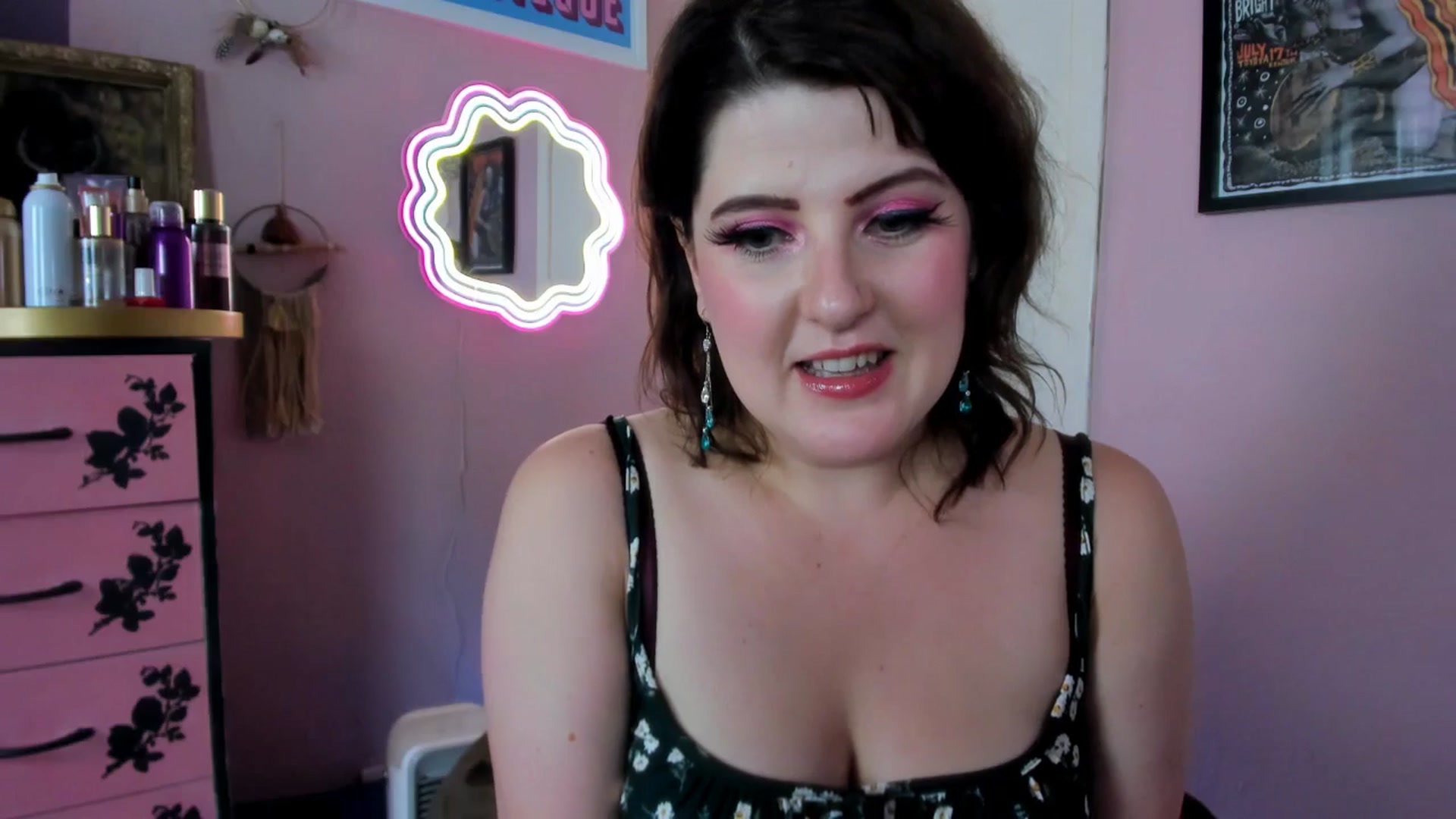 Gallery image thumbnail from MissMimiRose's myfreecams stream on, 07/27/2025, 15:34 image 5 of 20