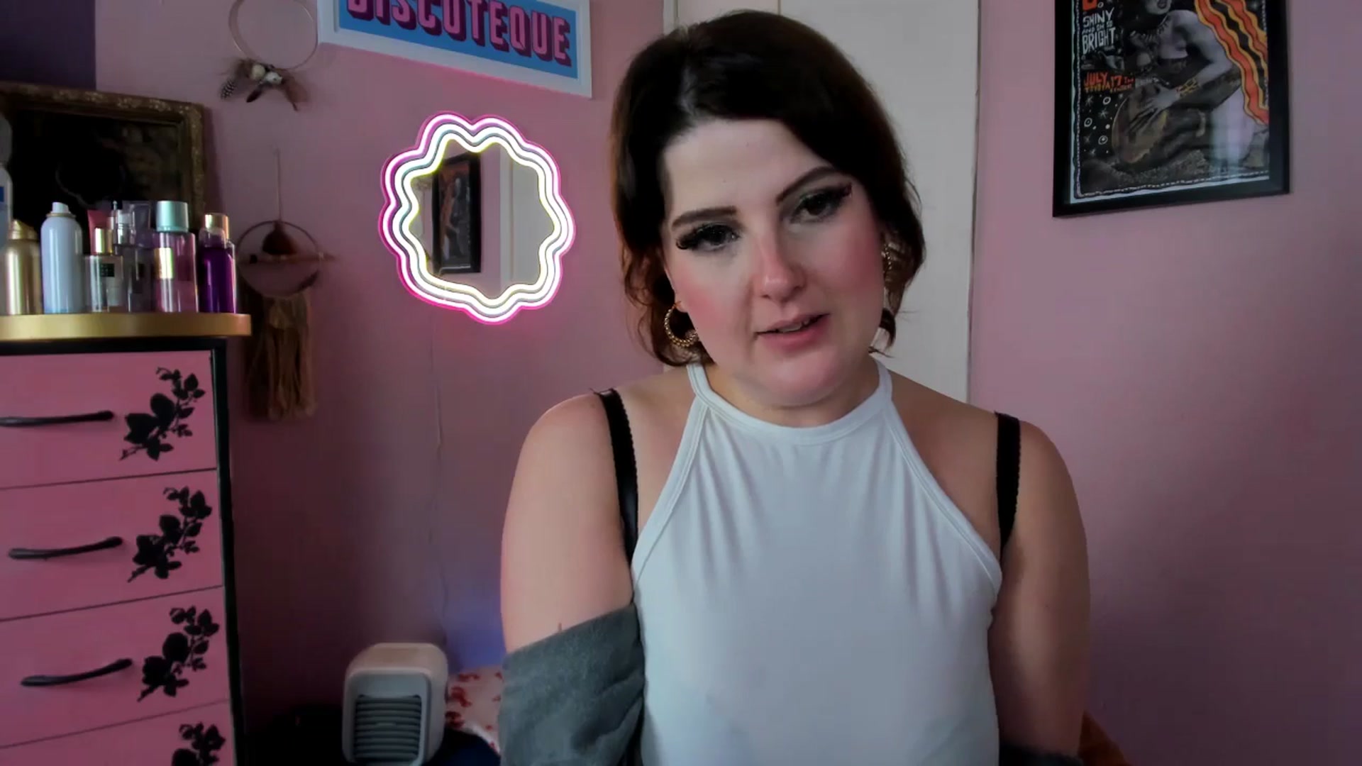 Gallery image thumbnail from MissMimiRose's myfreecams stream on, 08/09/2025, 14:07 image 9 of 20