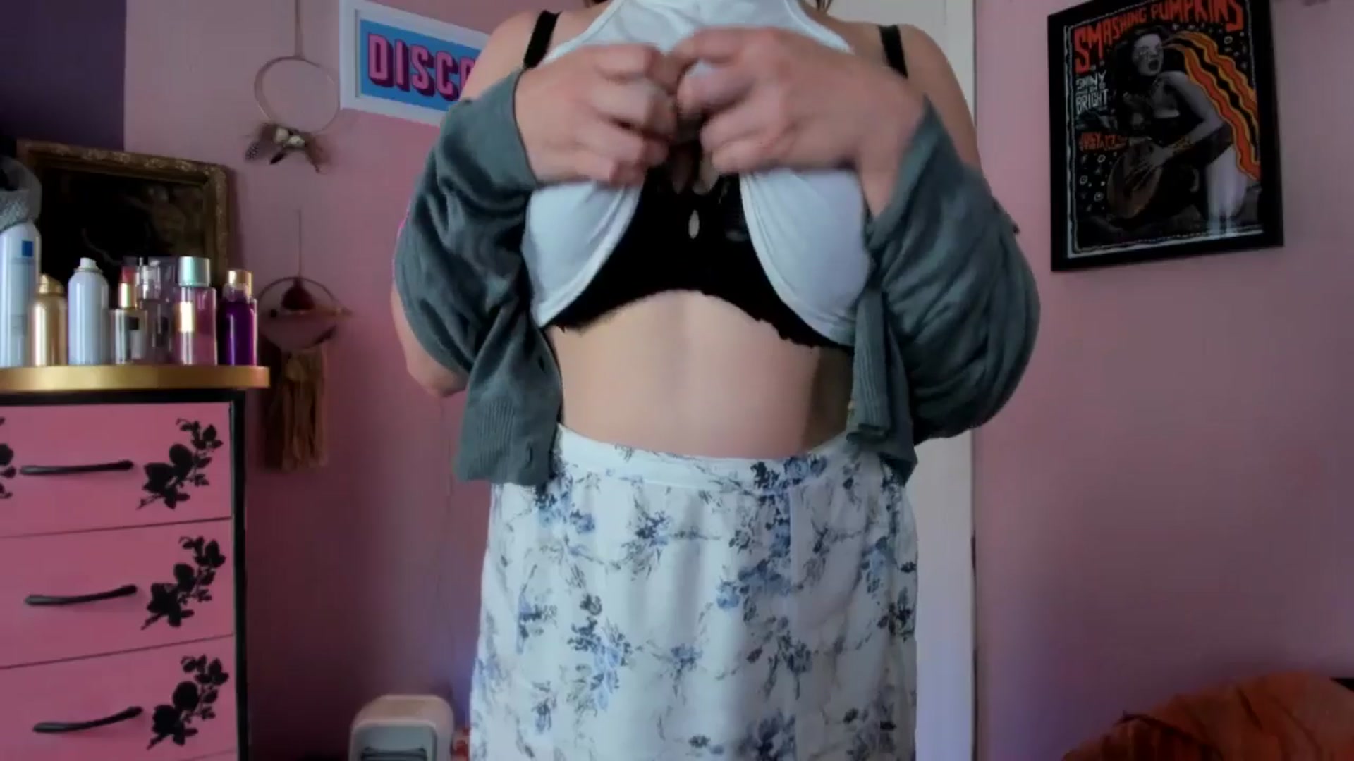 Gallery image thumbnail from MissMimiRose's myfreecams stream on, 08/09/2025, 14:07 image 15 of 20