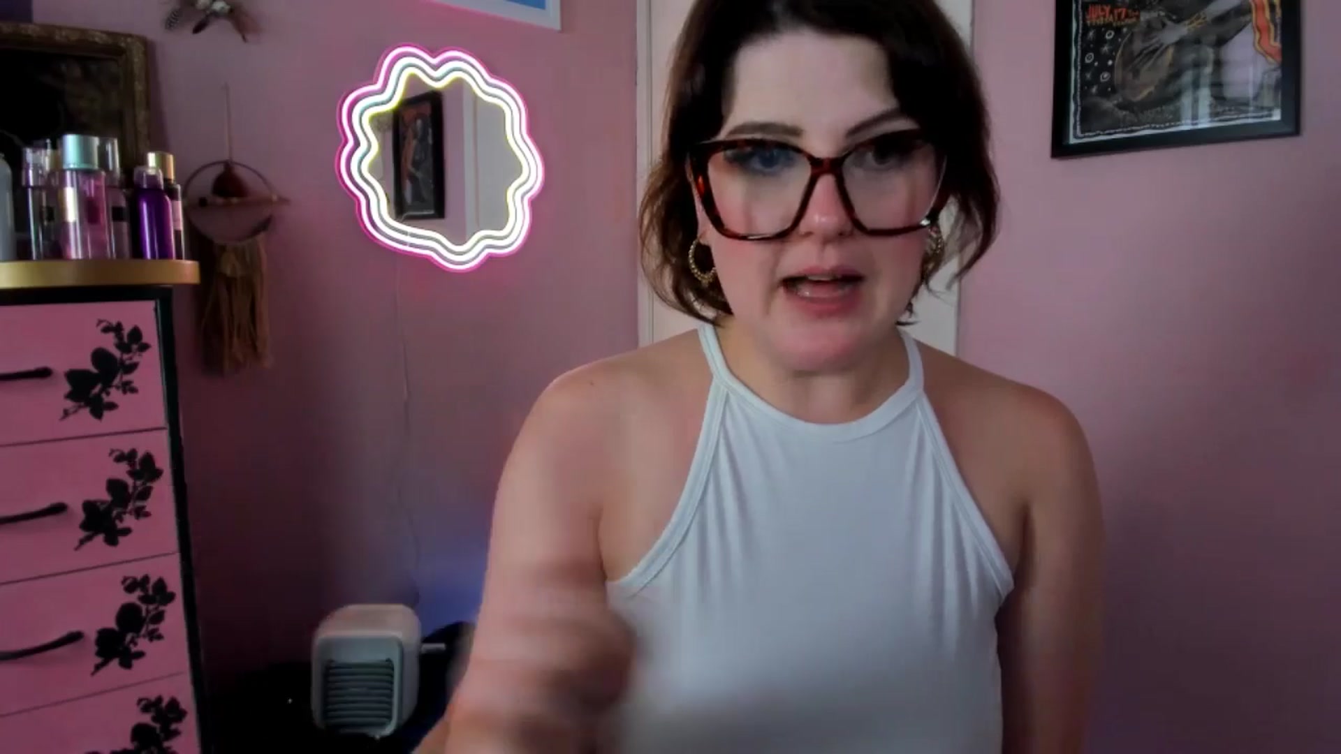 Gallery image thumbnail from MissMimiRose's myfreecams stream on, 08/09/2025, 15:30 image 15 of 20
