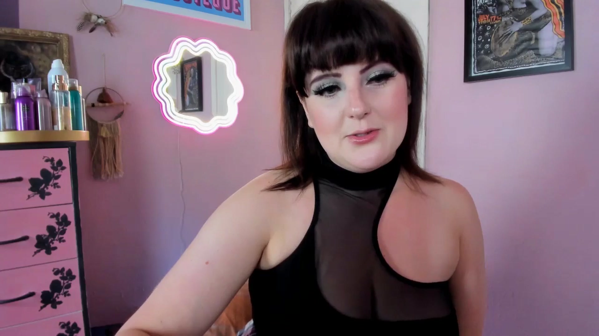 Gallery image thumbnail from MissMimiRose's myfreecams stream on, 08/22/2025, 20:41 image 13 of 20