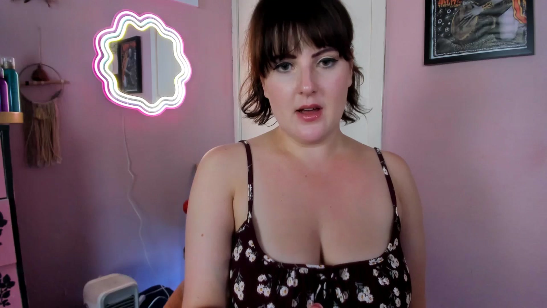 Gallery image thumbnail from MissMimiRose's myfreecams stream on, 09/02/2025, 19:27 image 15 of 20