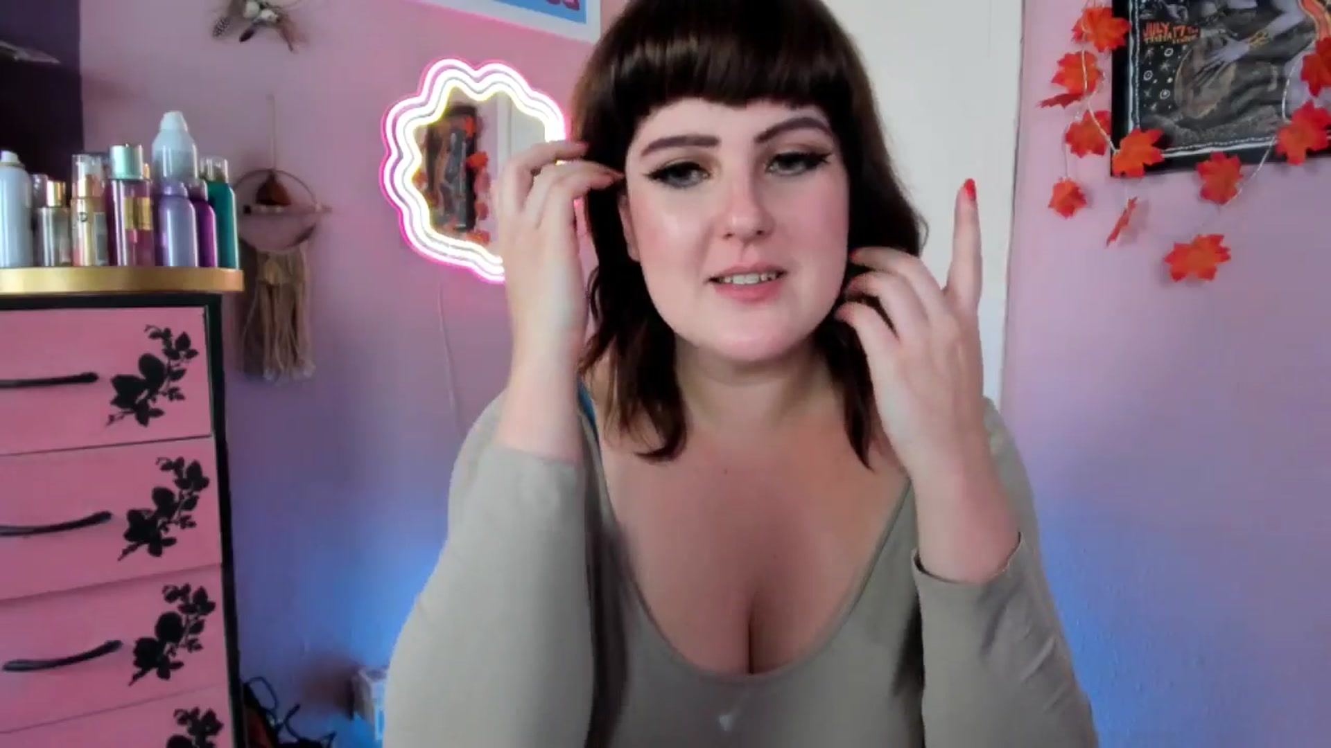 Gallery image thumbnail from MissMimiRose's myfreecams stream on, 09/05/2025, 22:03 image 8 of 20