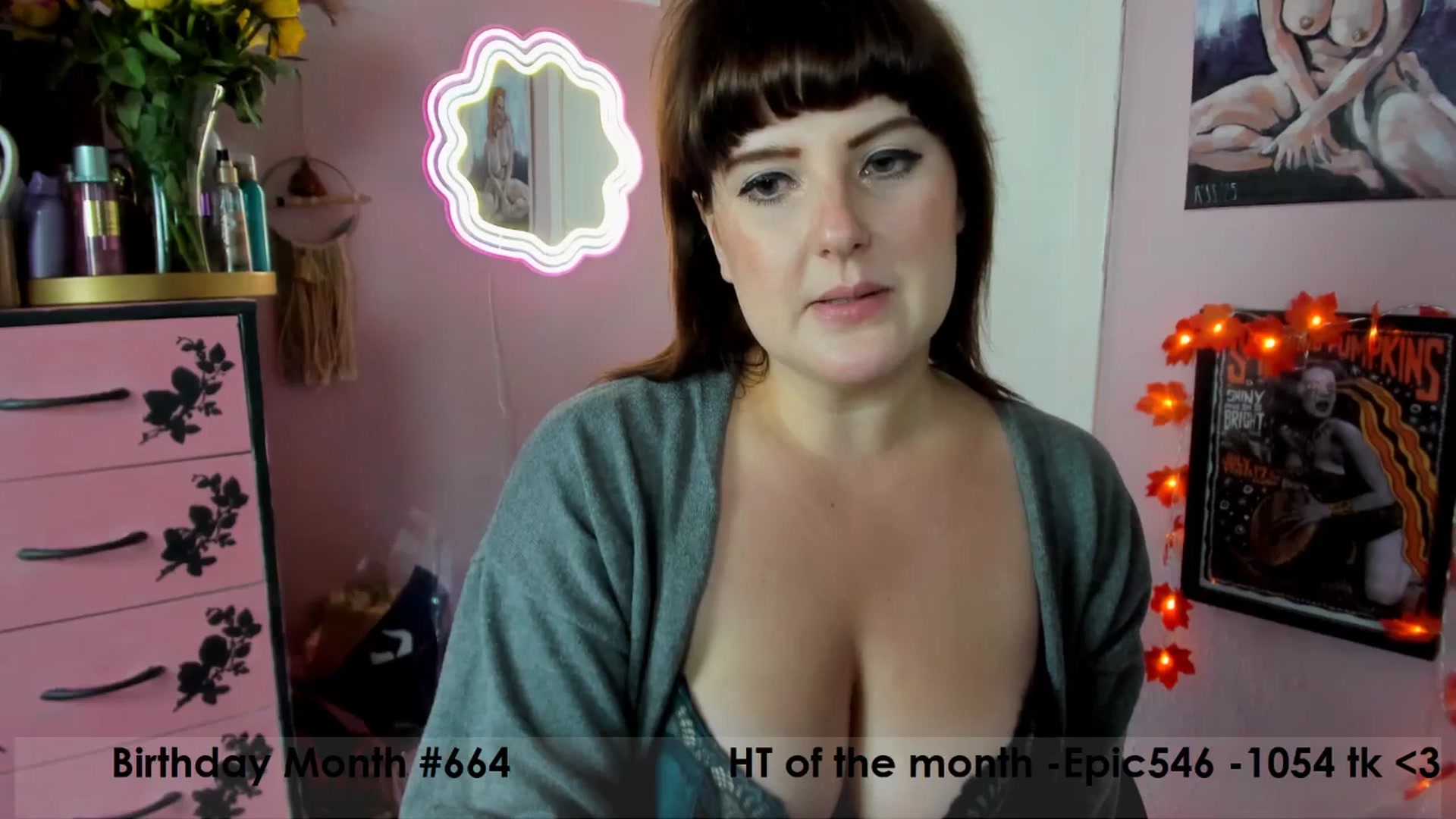 Gallery image thumbnail from MissMimiRose's myfreecams stream on, 09/15/2025, 19:29 image 16 of 20