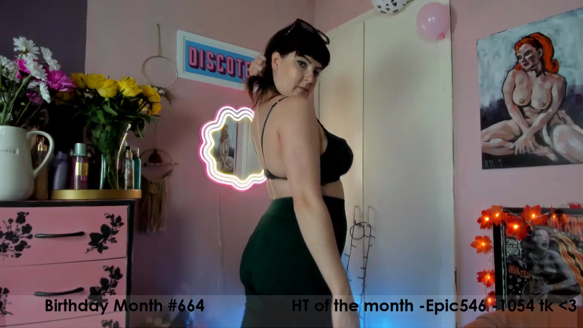 Gallery image thumbnail from MissMimiRose's myfreecams stream on, 09/15/2025, 19:29 image 7 of 20