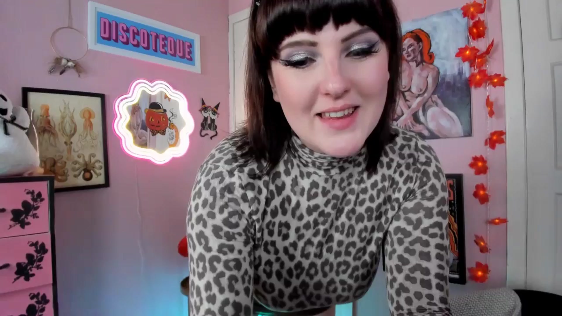 Gallery image thumbnail from MissMimiRose's myfreecams stream on, 10/05/2025, 13:32 image 20 of 20