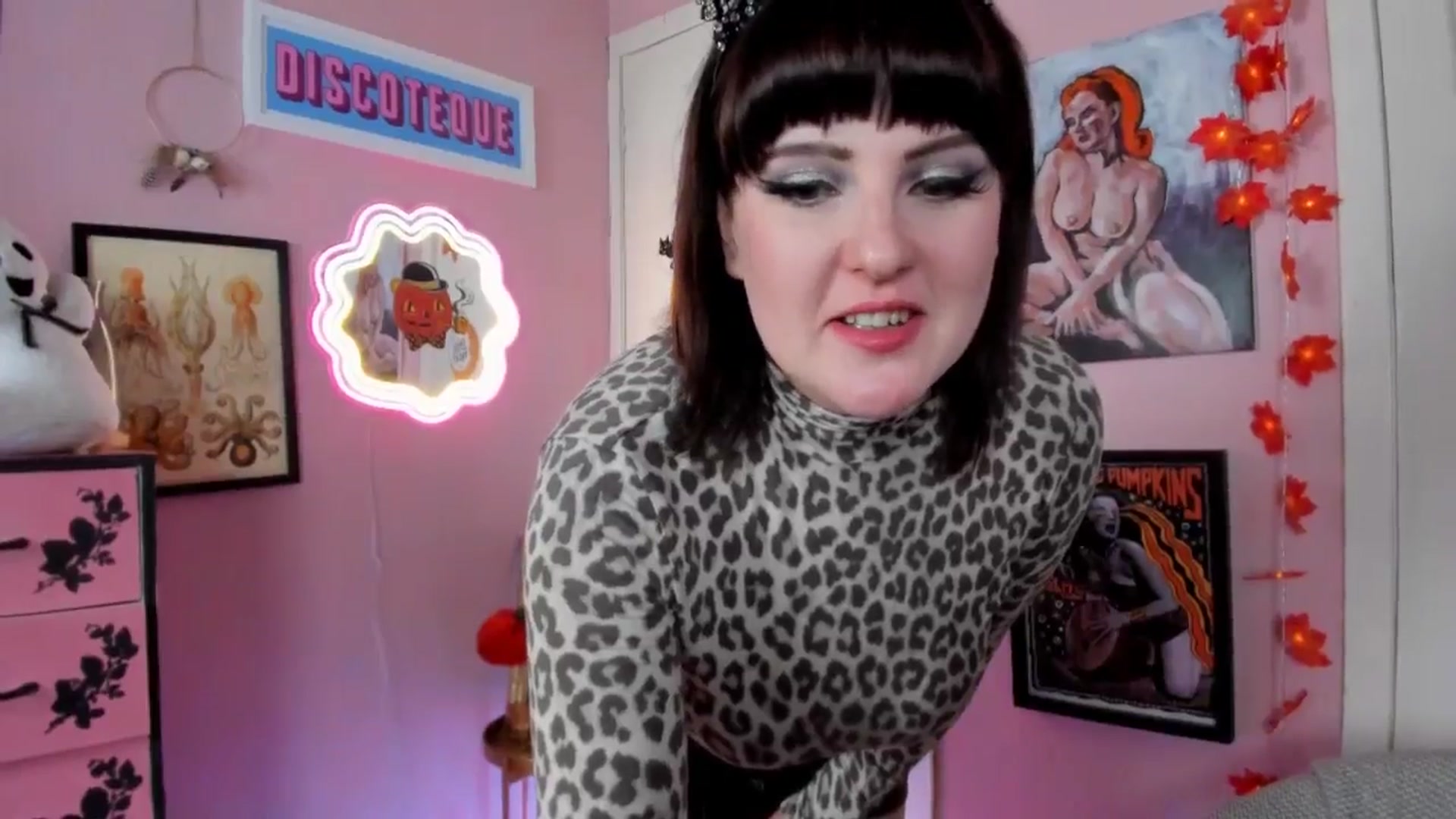 Gallery image thumbnail from MissMimiRose's myfreecams stream on, 10/05/2025, 14:46 image 16 of 20