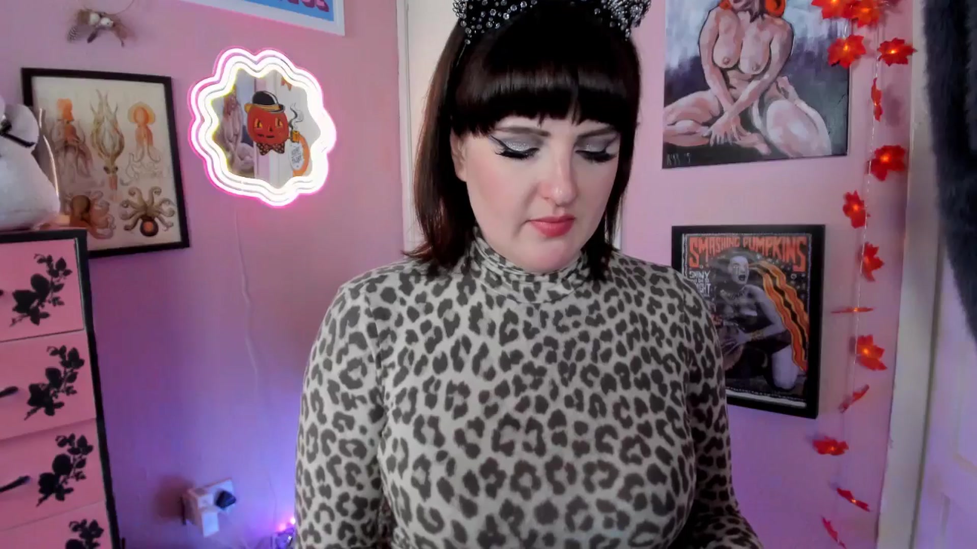 Gallery image thumbnail from MissMimiRose's myfreecams stream on, 10/05/2025, 14:46 image 4 of 20