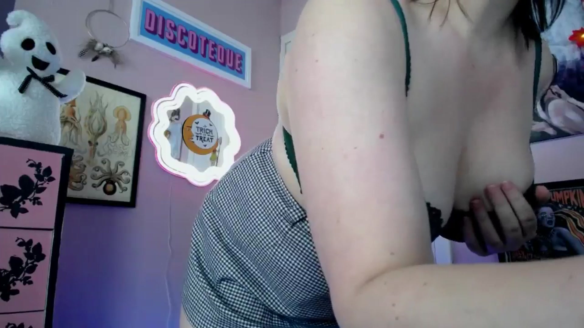 Gallery image thumbnail from MissMimiRose's myfreecams stream on, 10/07/2025, 20:25 image 17 of 20