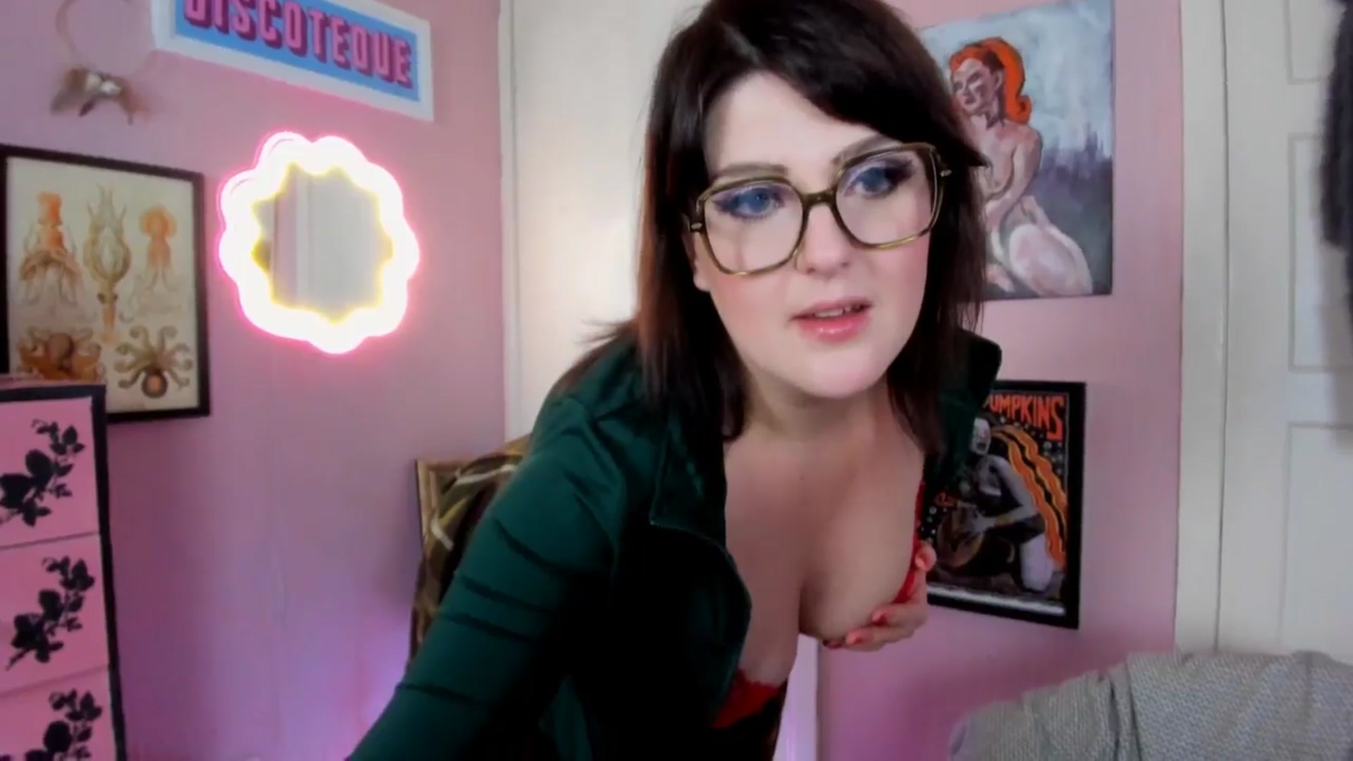 Gallery image thumbnail from MissMimiRose's myfreecams stream on, 11/13/2025, 21:39 image 2 of 20