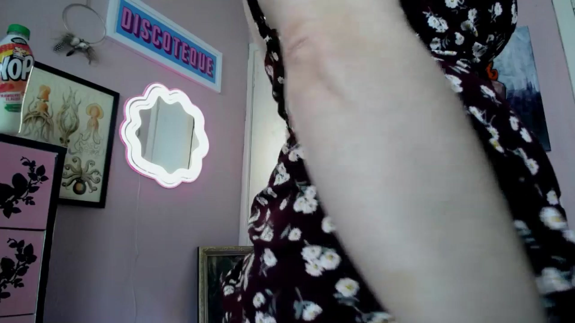 Gallery image thumbnail from MissMimiRose's myfreecams stream on, 11/16/2025, 14:50 image 6 of 20