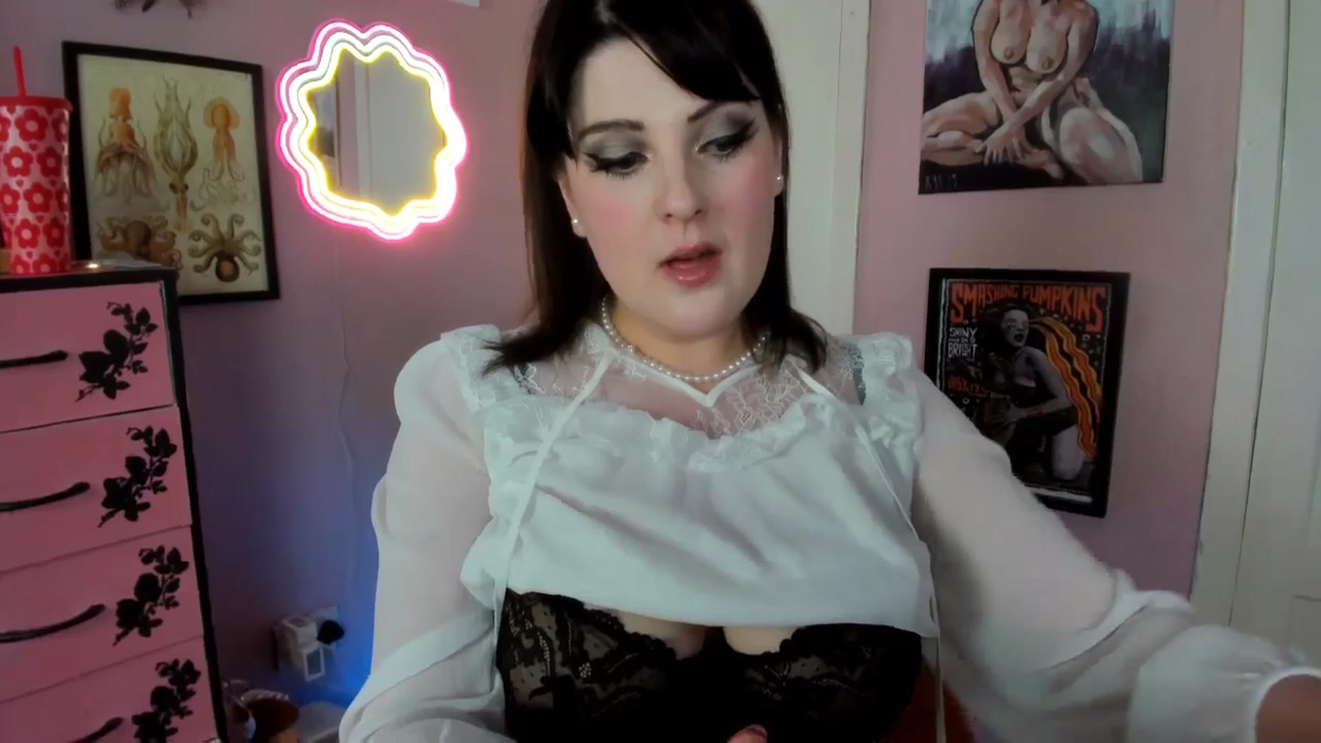 Gallery image thumbnail from MissMimiRose's myfreecams stream on, 11/21/2025, 20:00 image 19 of 20