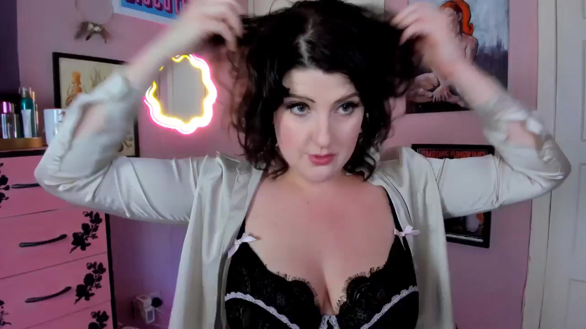 Gallery image thumbnail from MissMimiRose's myfreecams stream on, 11/28/2025, 17:21 image 1 of 20