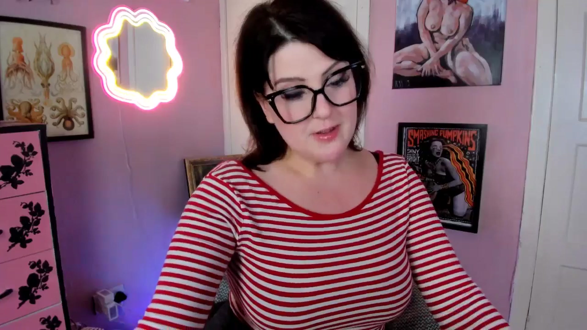 Gallery image thumbnail from MissMimiRose's myfreecams stream on, 12/08/2025, 22:17 image 14 of 20