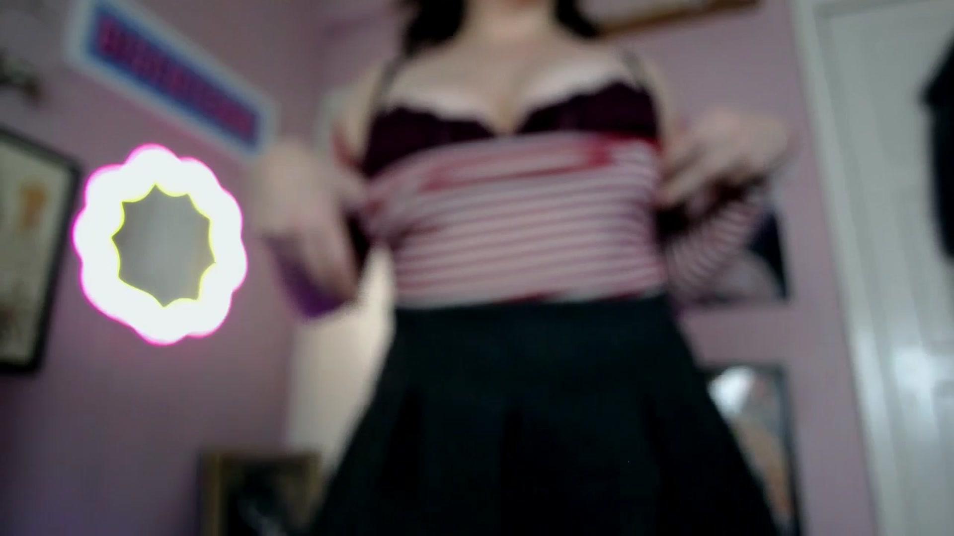 Gallery image thumbnail from MissMimiRose's myfreecams stream on, 12/08/2025, 22:17 image 15 of 20