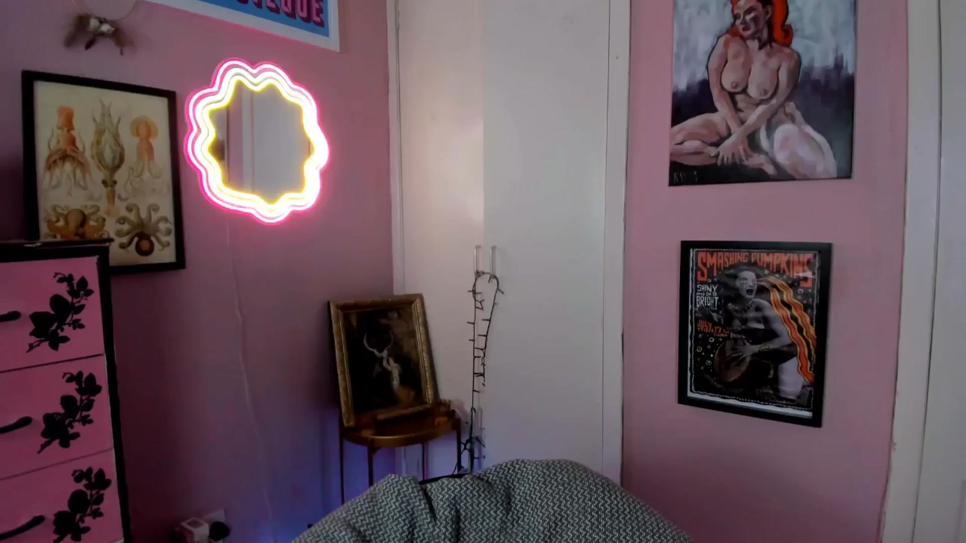 Gallery image thumbnail from MissMimiRose's myfreecams stream on, 12/12/2025, 21:54 image 3 of 20