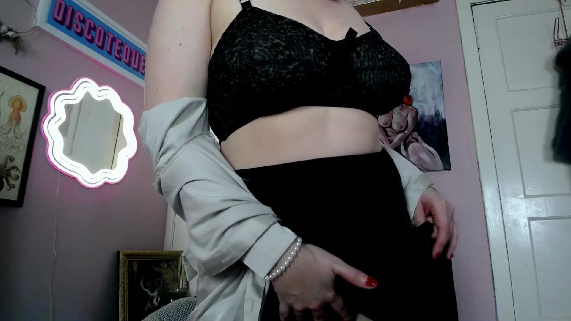 Gallery image thumbnail from MissMimiRose's myfreecams stream on, 12/14/2025, 13:49 image 11 of 20