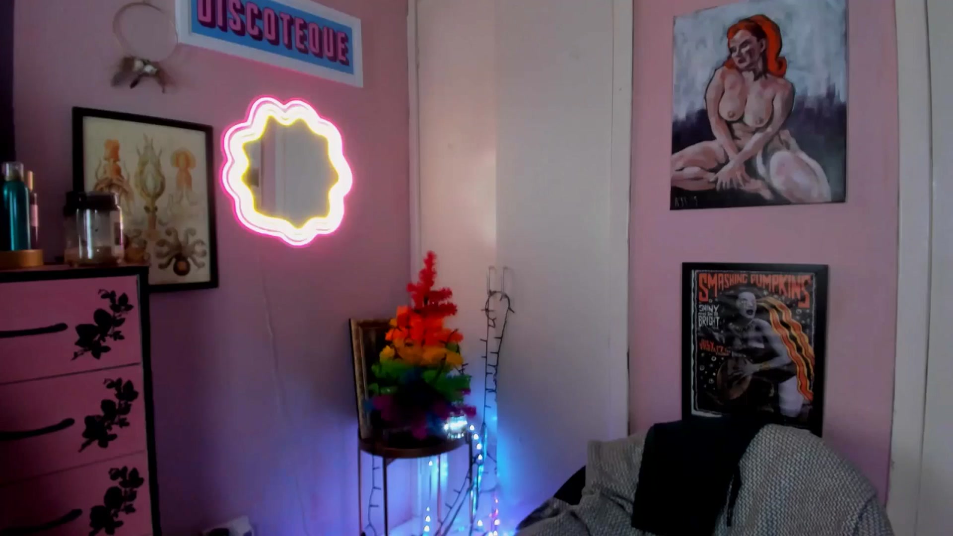 Gallery image thumbnail from MissMimiRose's myfreecams stream on, 12/16/2025, 01:08 image 3 of 20
