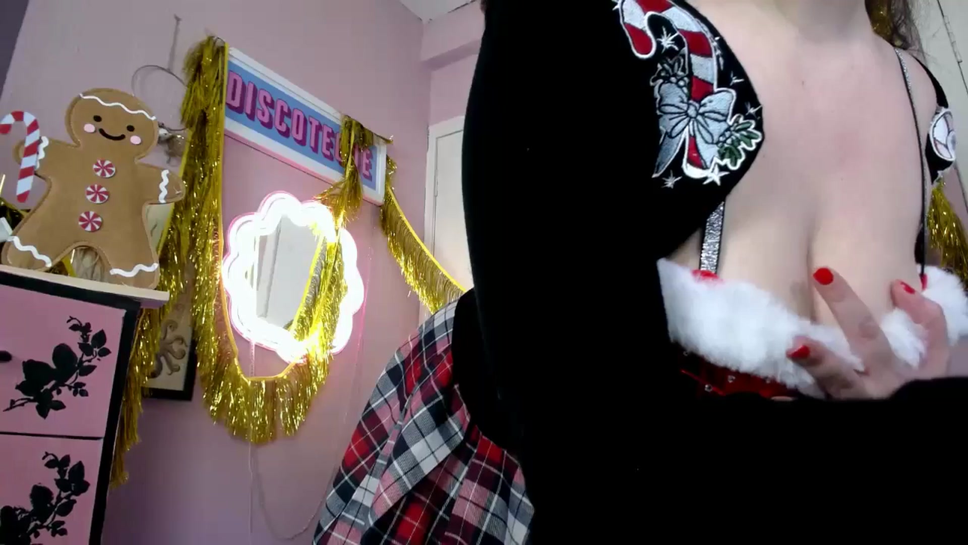 Gallery image thumbnail from MissMimiRose's myfreecams stream on, 12/23/2025, 21:09 image 14 of 20