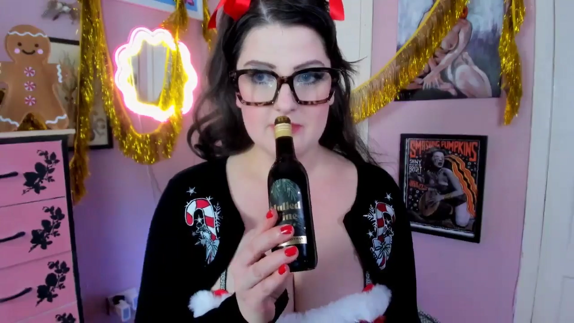 Gallery image thumbnail from MissMimiRose's myfreecams stream on, 12/23/2025, 21:09 image 10 of 20