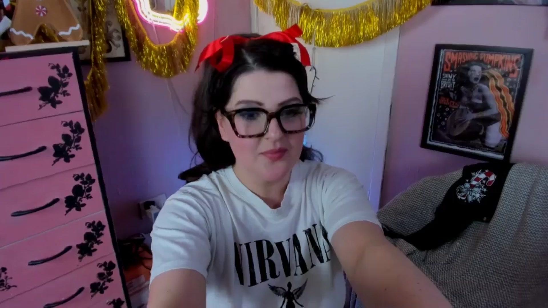 Gallery image thumbnail from MissMimiRose's myfreecams stream on, 12/23/2025, 23:57 image 16 of 20
