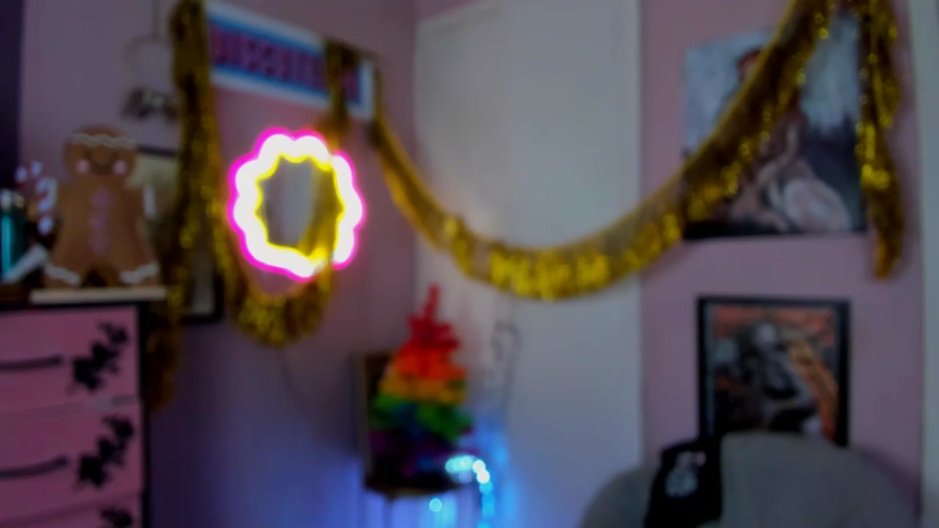 Gallery image thumbnail from MissMimiRose's myfreecams stream on, 12/23/2025, 23:57 image 19 of 20