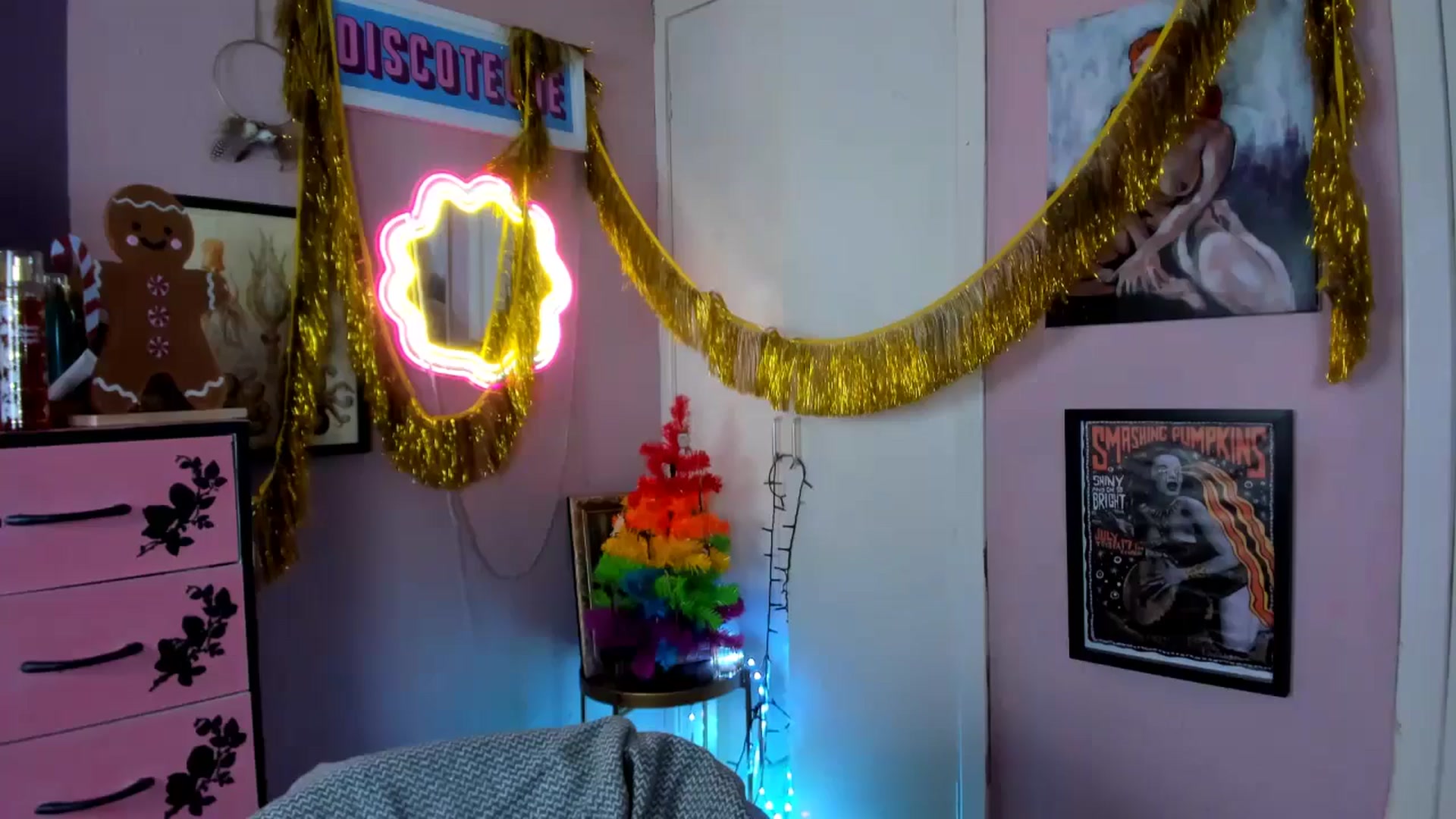 Gallery image thumbnail from MissMimiRose's myfreecams stream on, 12/28/2025, 14:59 image 15 of 20