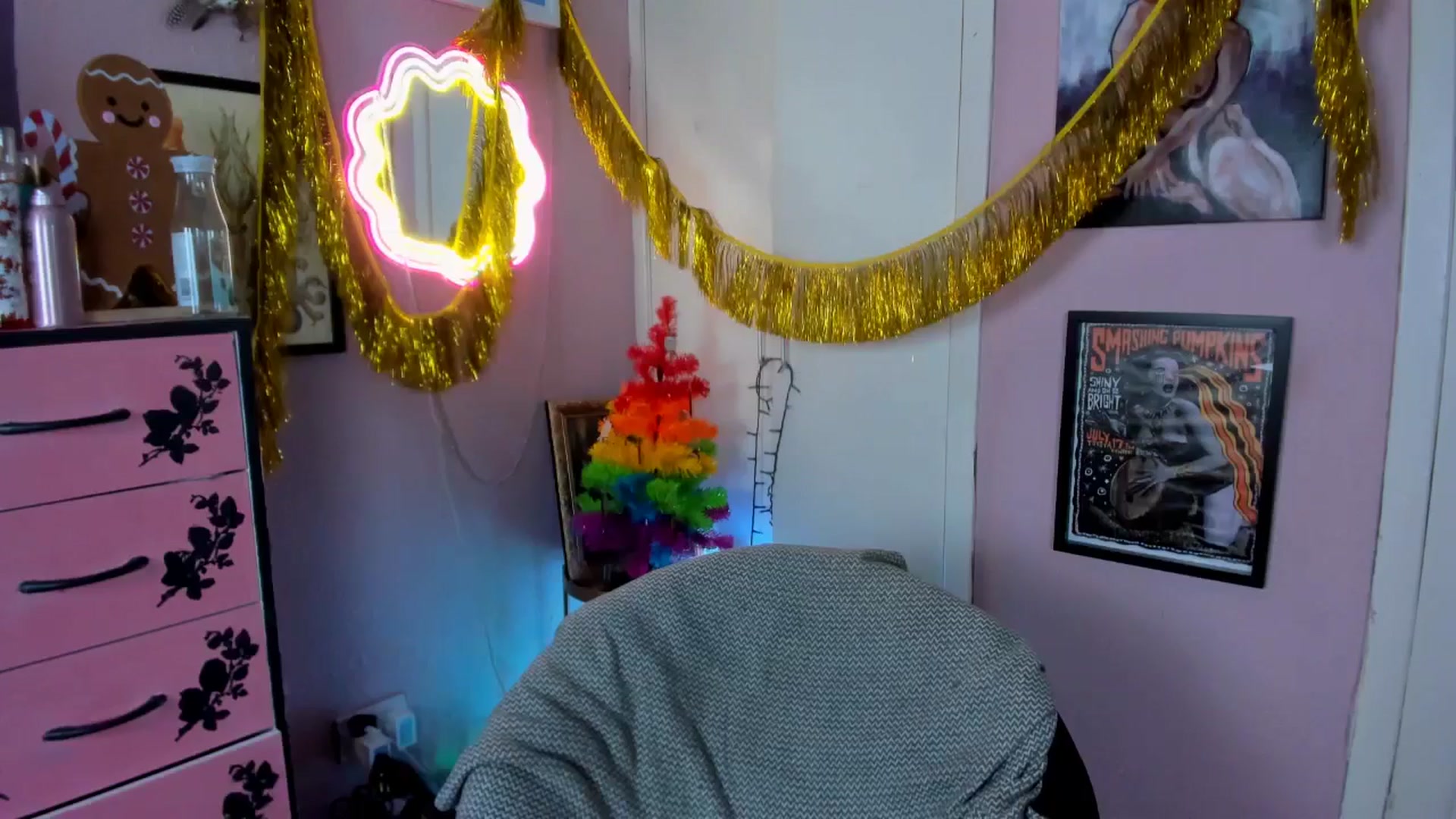 Gallery image thumbnail from MissMimiRose's myfreecams stream on, 01/03/2026, 16:47 image 10 of 20