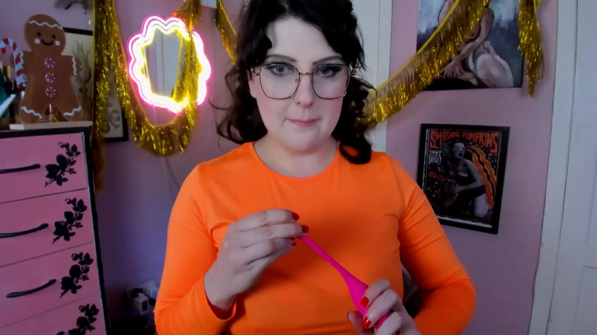 Gallery image thumbnail from MissMimiRose's myfreecams stream on, 01/04/2026, 14:20 image 12 of 20