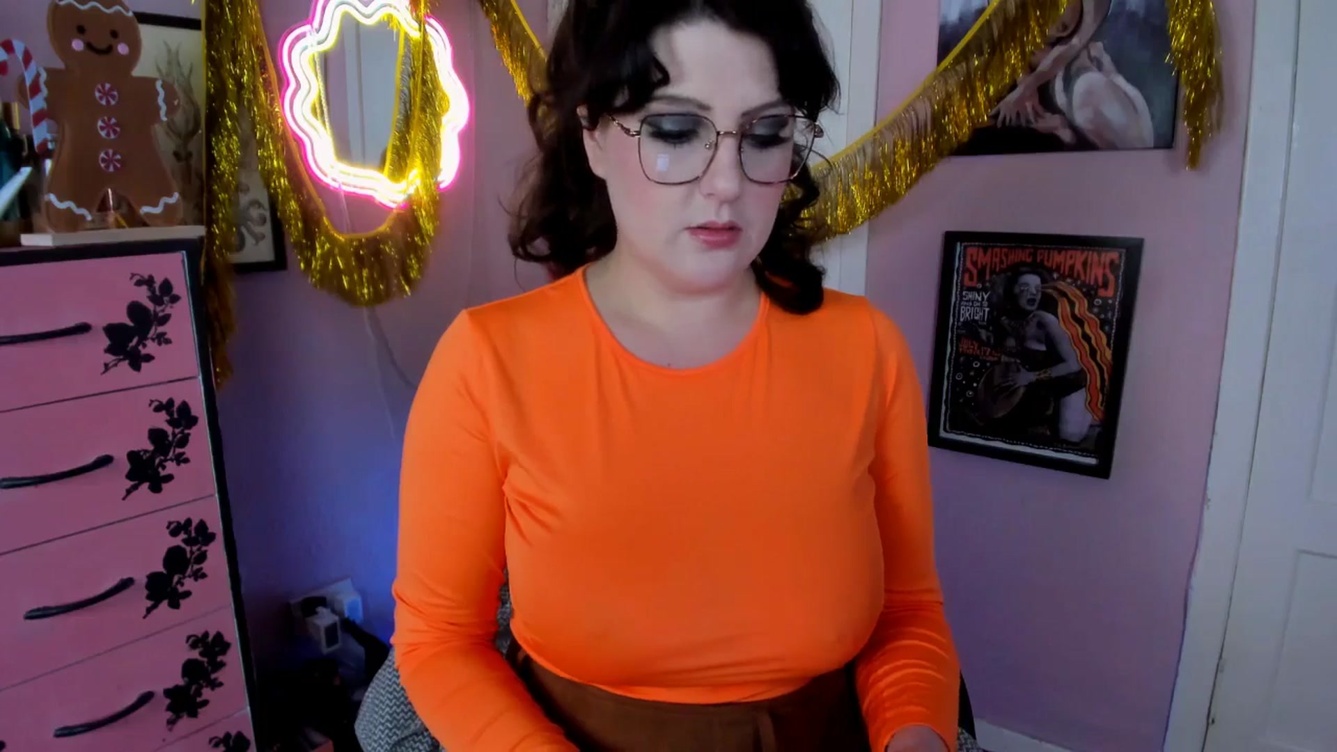Gallery image thumbnail from MissMimiRose's myfreecams stream on, 01/04/2026, 14:20 image 2 of 20