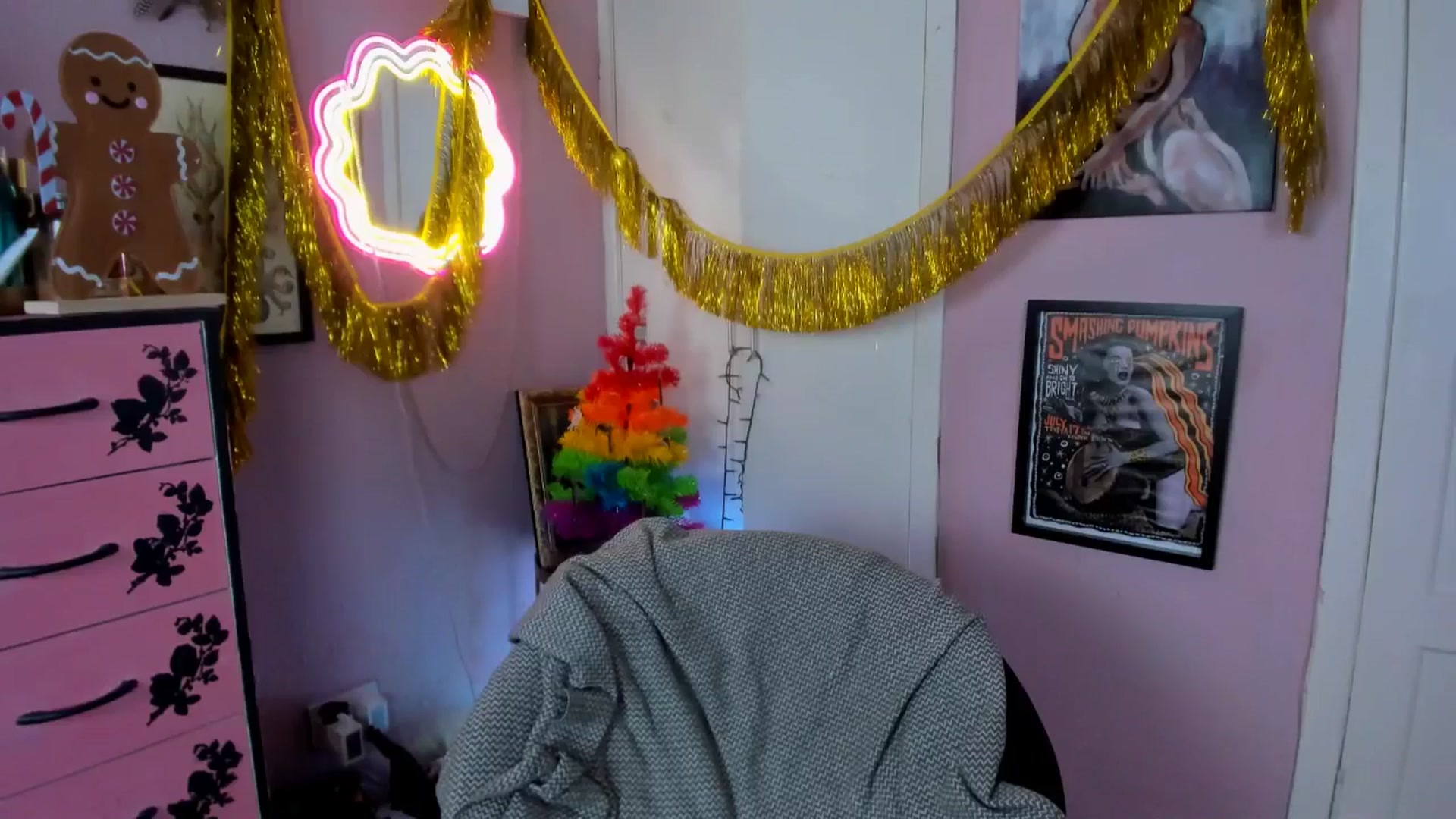 Gallery image thumbnail from MissMimiRose's myfreecams stream on, 01/04/2026, 14:20 image 10 of 20