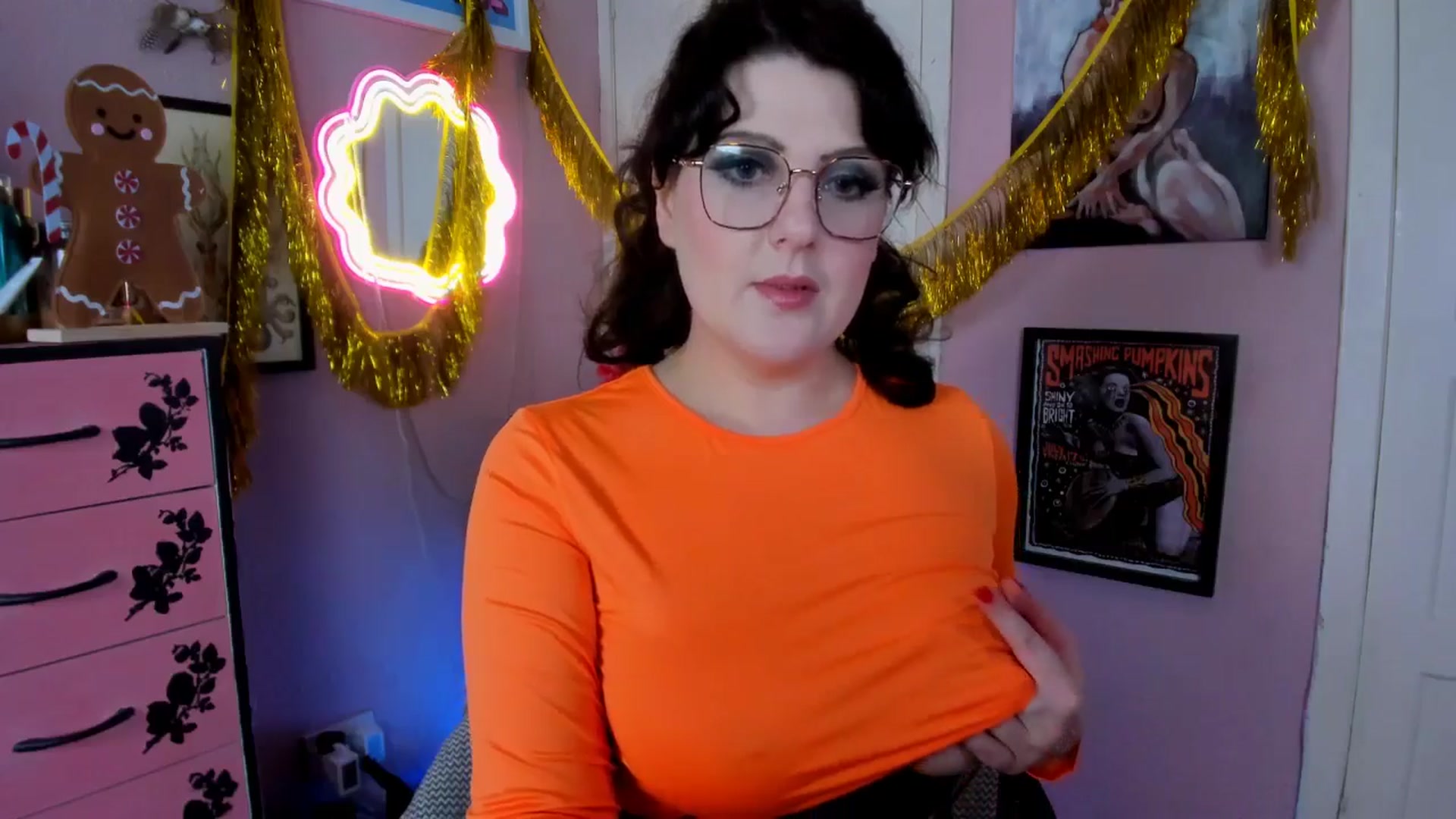 Gallery image thumbnail from MissMimiRose's myfreecams stream on, 01/04/2026, 14:20 image 3 of 20