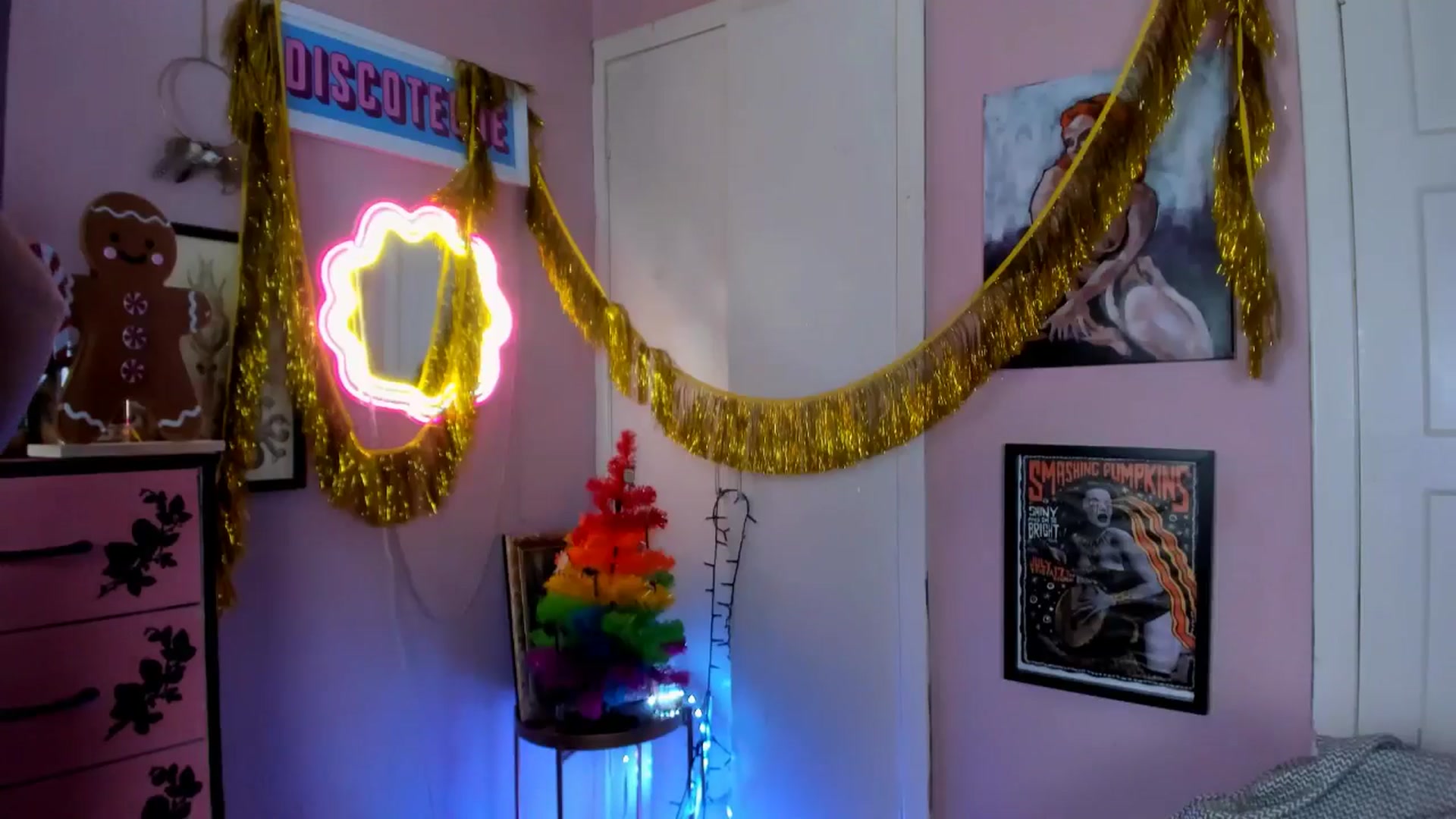 Gallery image thumbnail from MissMimiRose's myfreecams stream on, 01/04/2026, 15:42 image 5 of 20