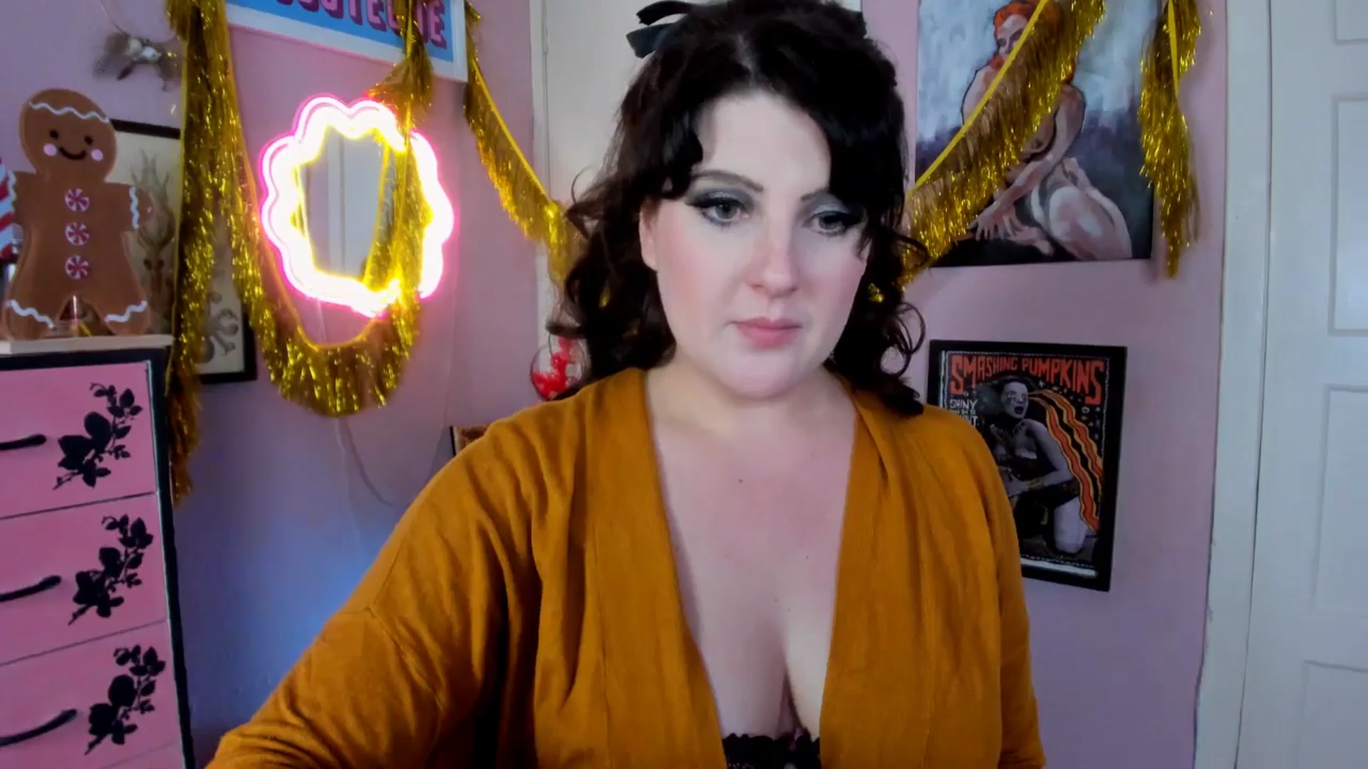 Gallery image thumbnail from MissMimiRose's myfreecams stream on, 01/04/2026, 15:42 image 17 of 20
