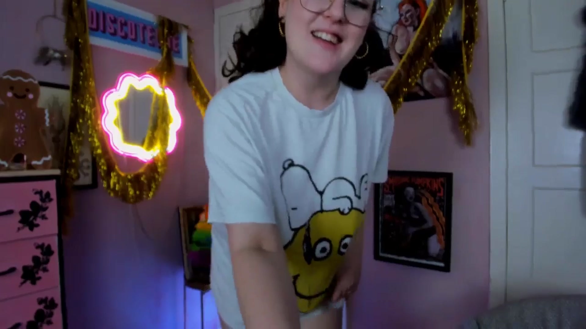 Gallery image thumbnail from MissMimiRose's myfreecams stream on, 01/05/2026, 16:43 image 12 of 20