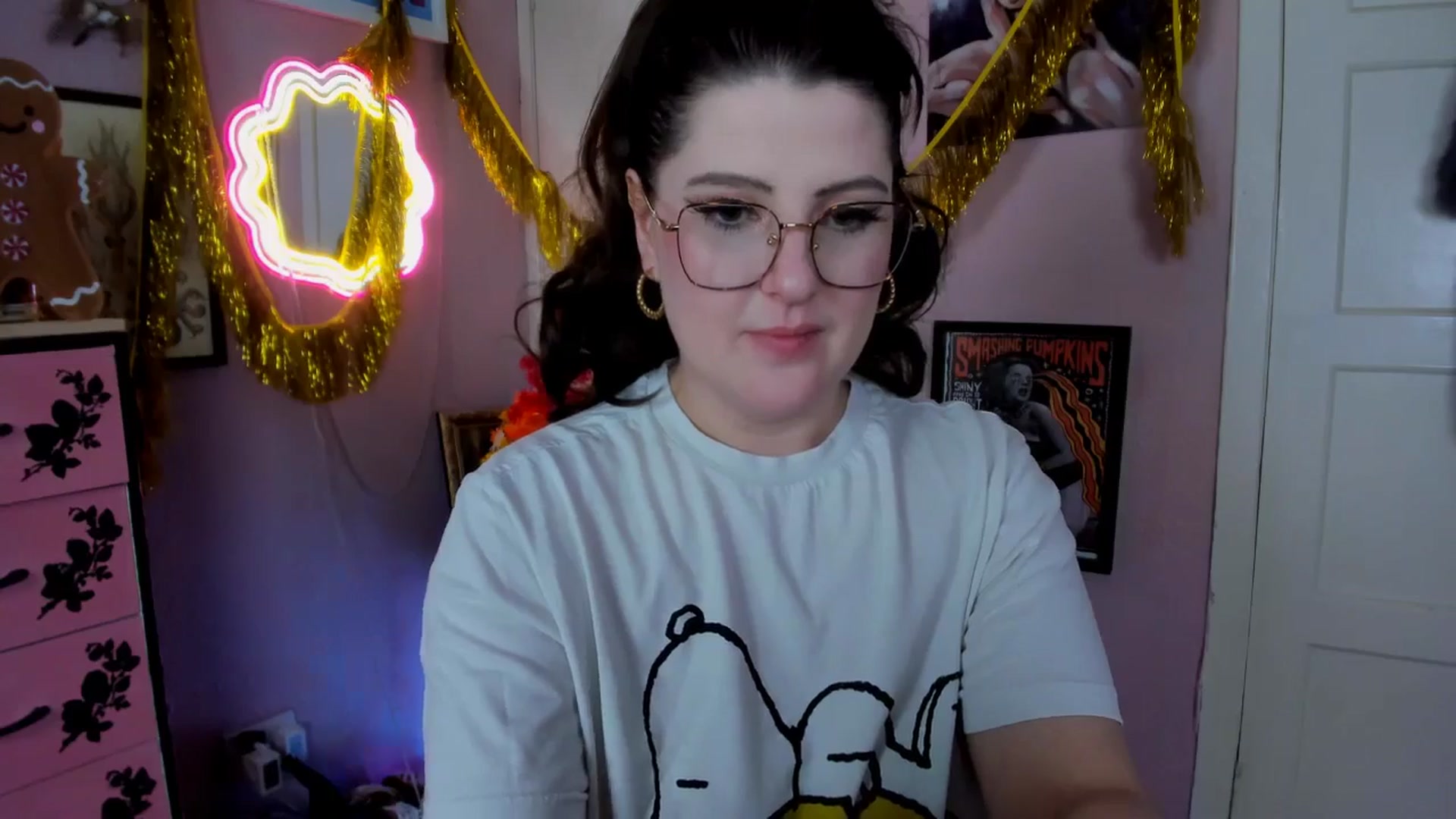 Gallery image thumbnail from MissMimiRose's myfreecams stream on, 01/05/2026, 16:43 image 8 of 20